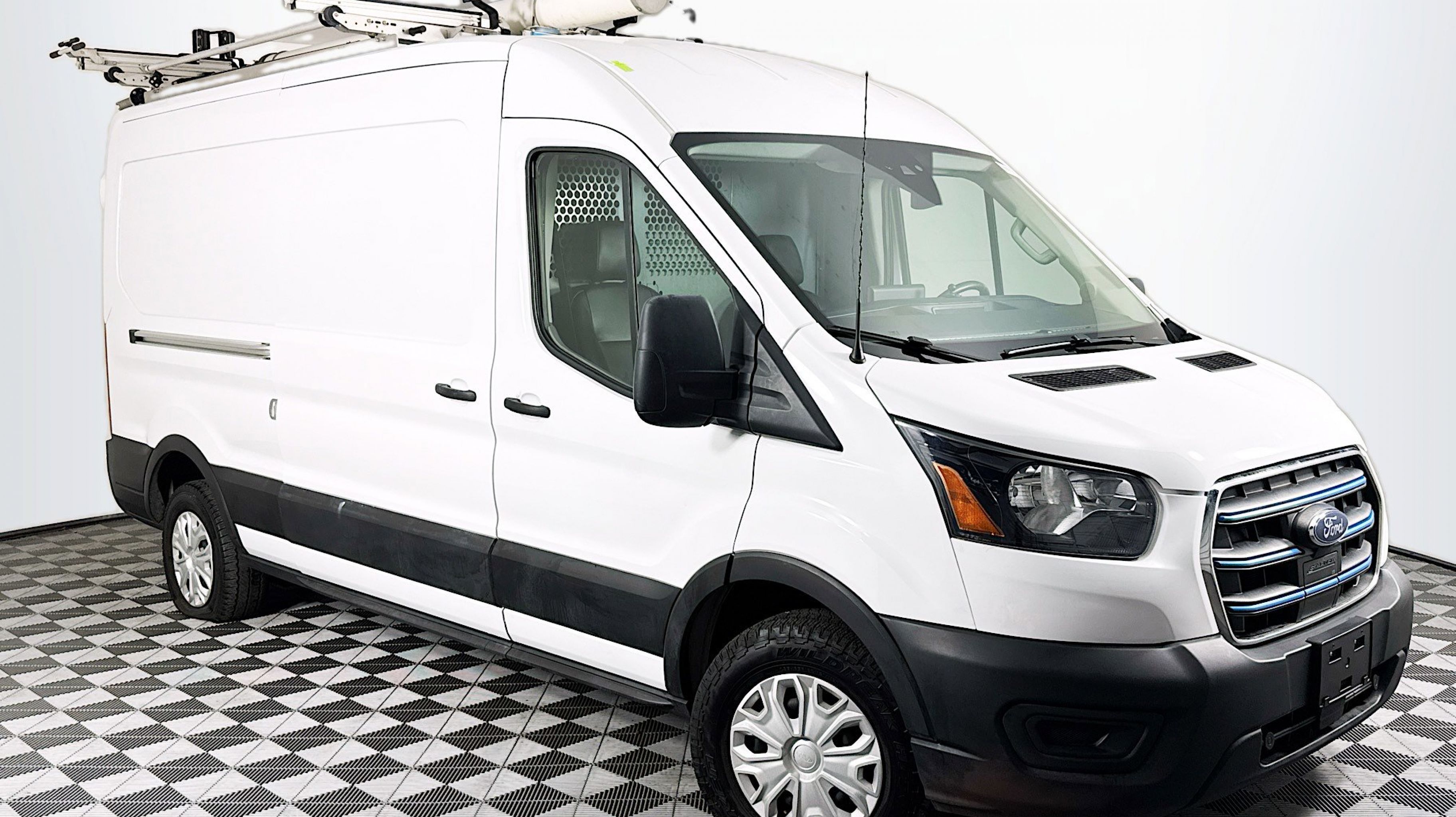 2022 Ford E-Transit Cargo Van