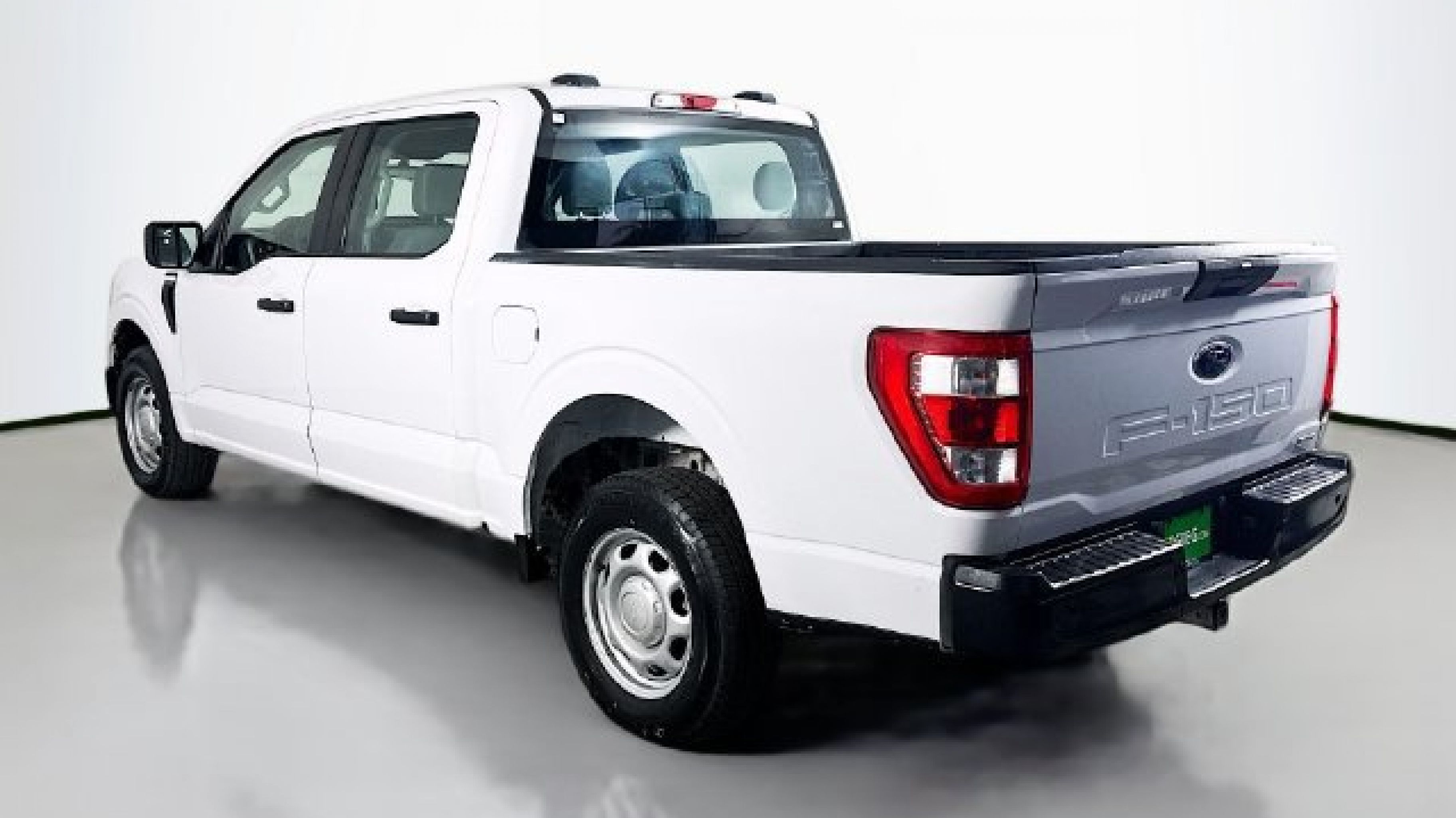 2022 Ford F-150 XL - Photo 5