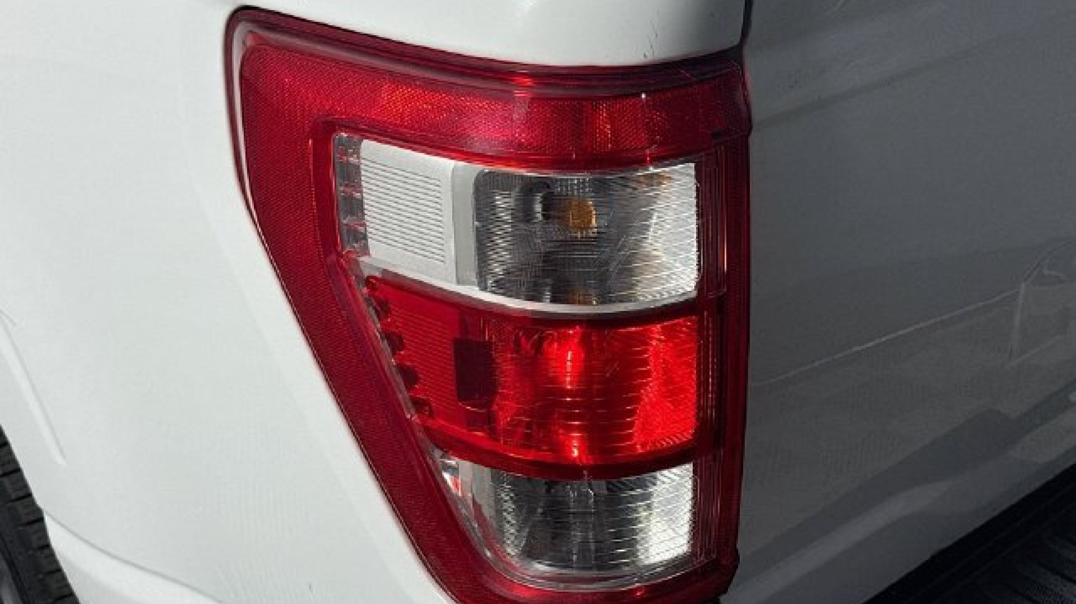 2022 Ford F-150 XL - Photo 31