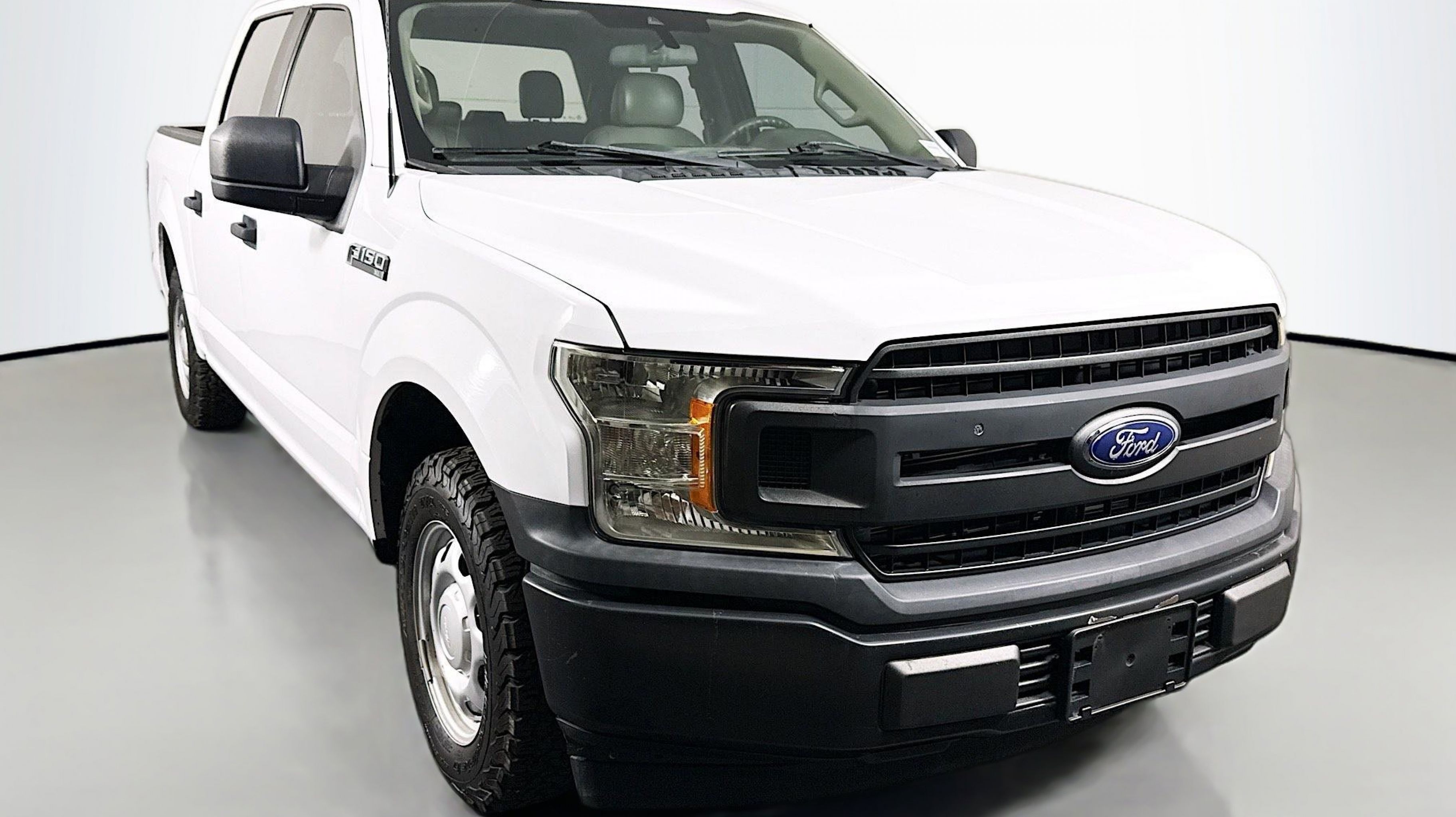 2020 Ford F-150 XL's photo