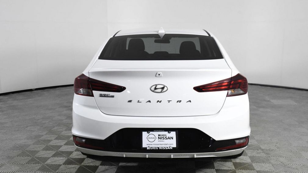 2019 Hyundai Elantra SEL #4