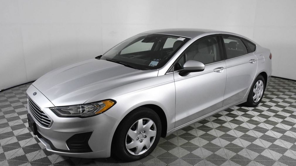 2019 Ford Fusion S #2