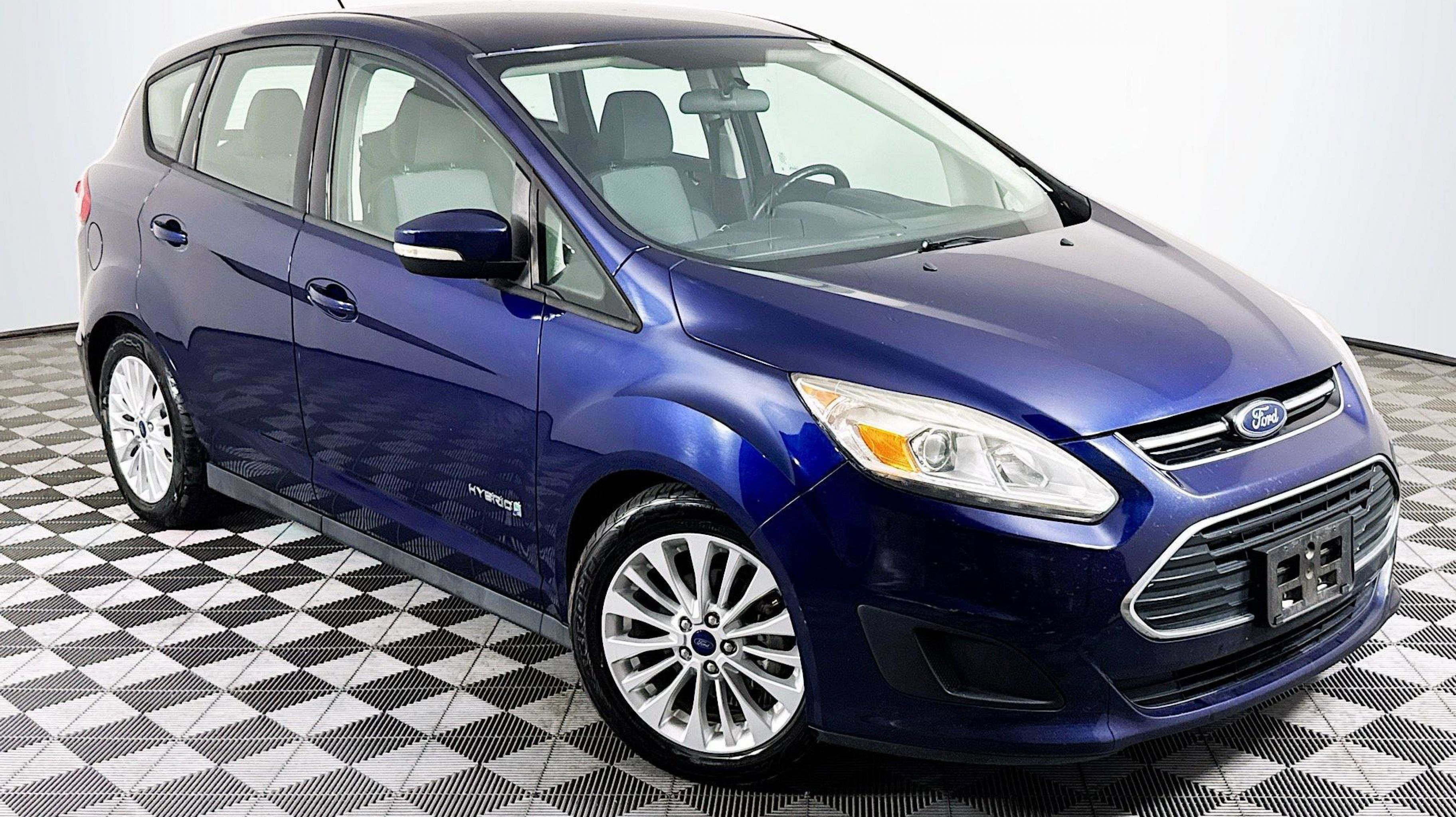 2017 Ford C-Max Hybrid SE's photo