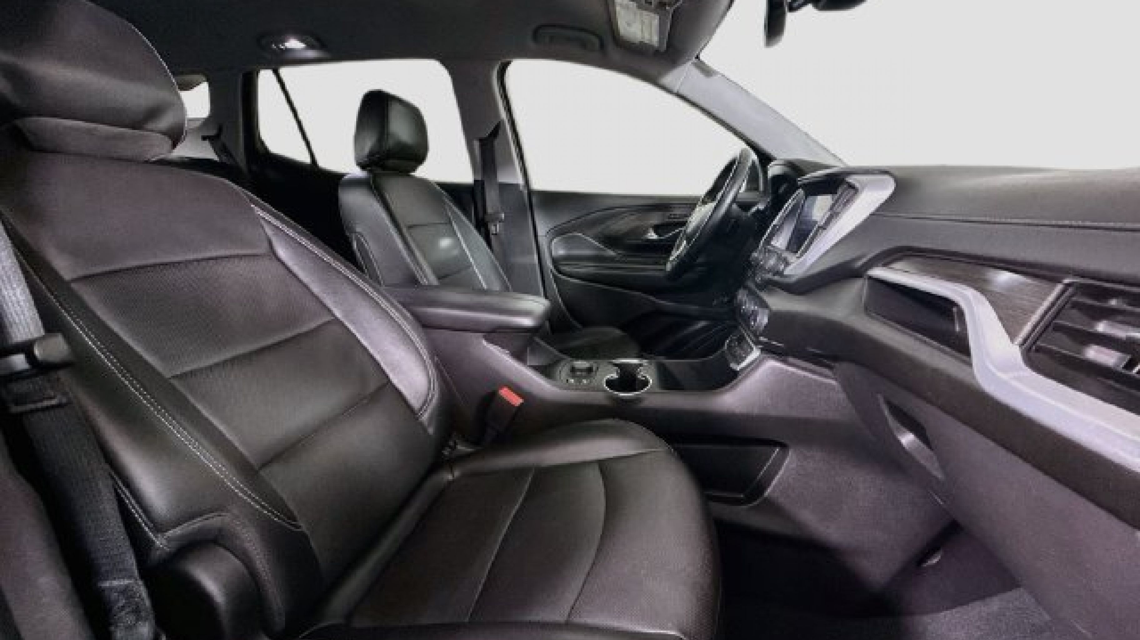 2024 GMC Terrain SLT - Photo 25
