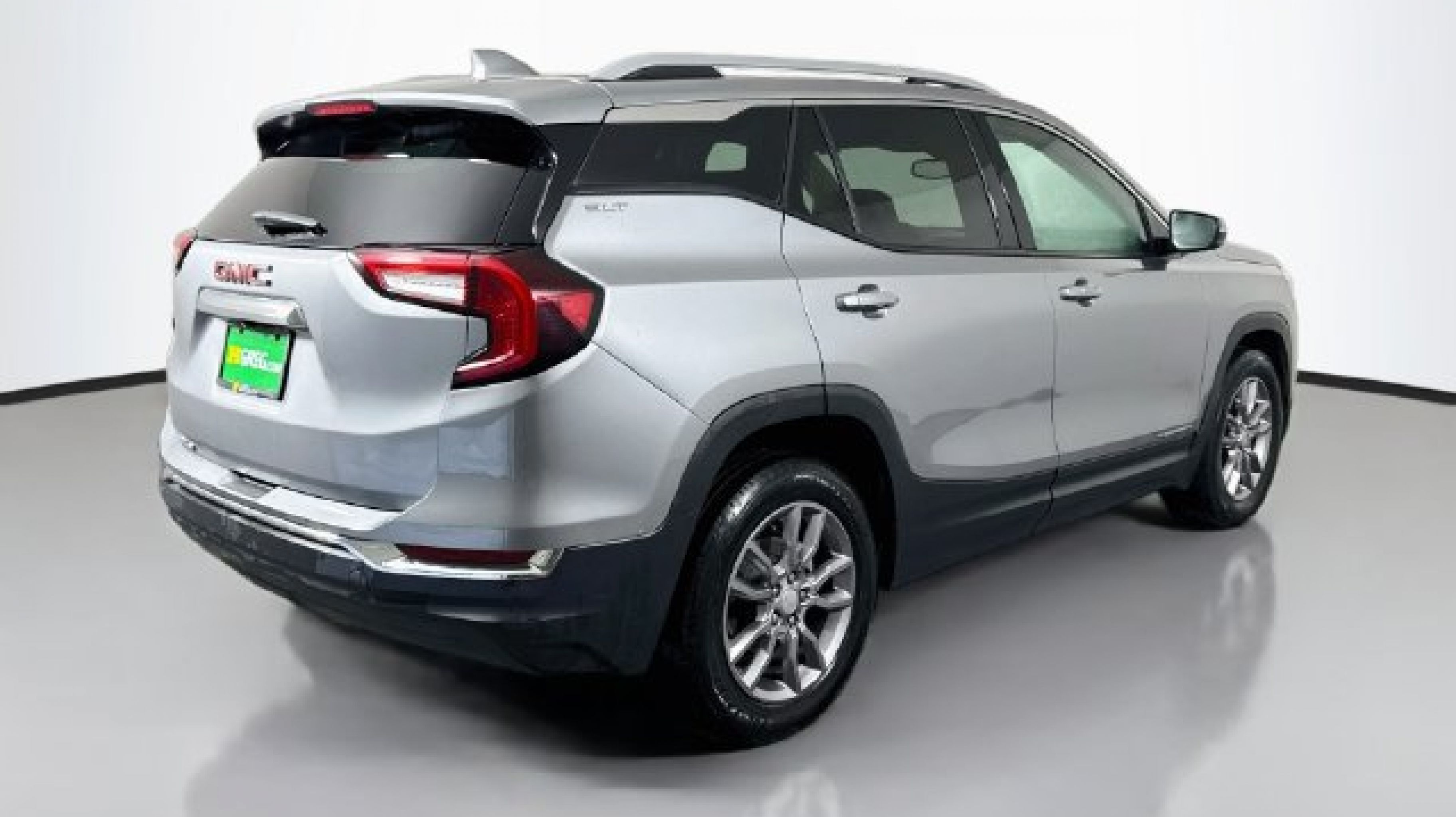 2024 GMC Terrain SLT - Photo 7