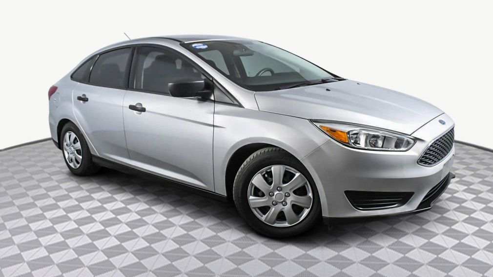 2016 Ford Focus S #0