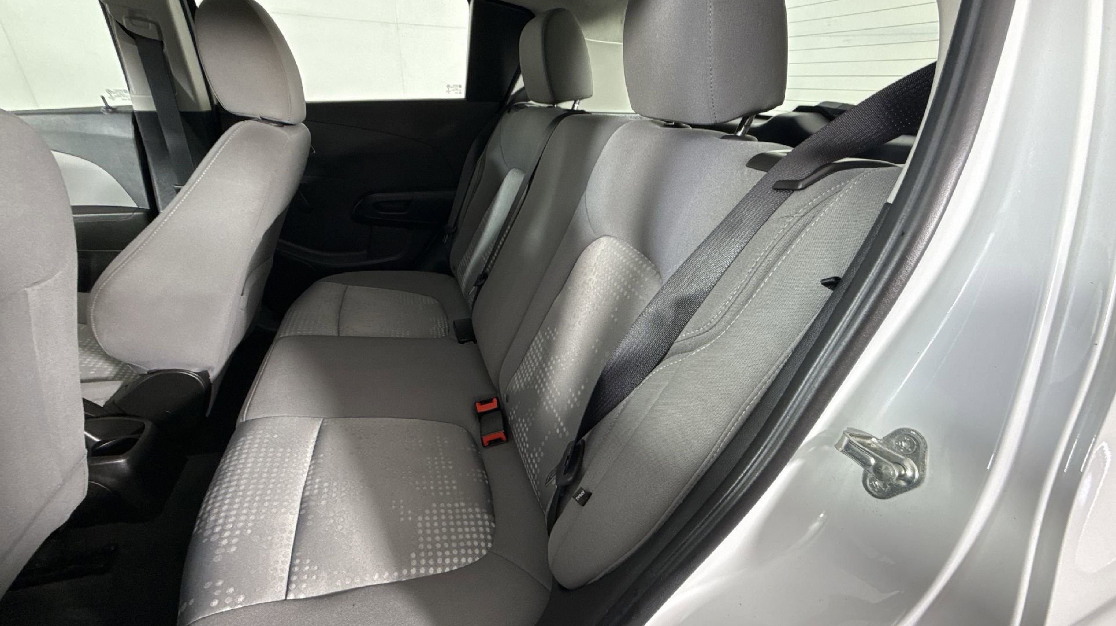 2020 Chevrolet Sonic LT photo 21