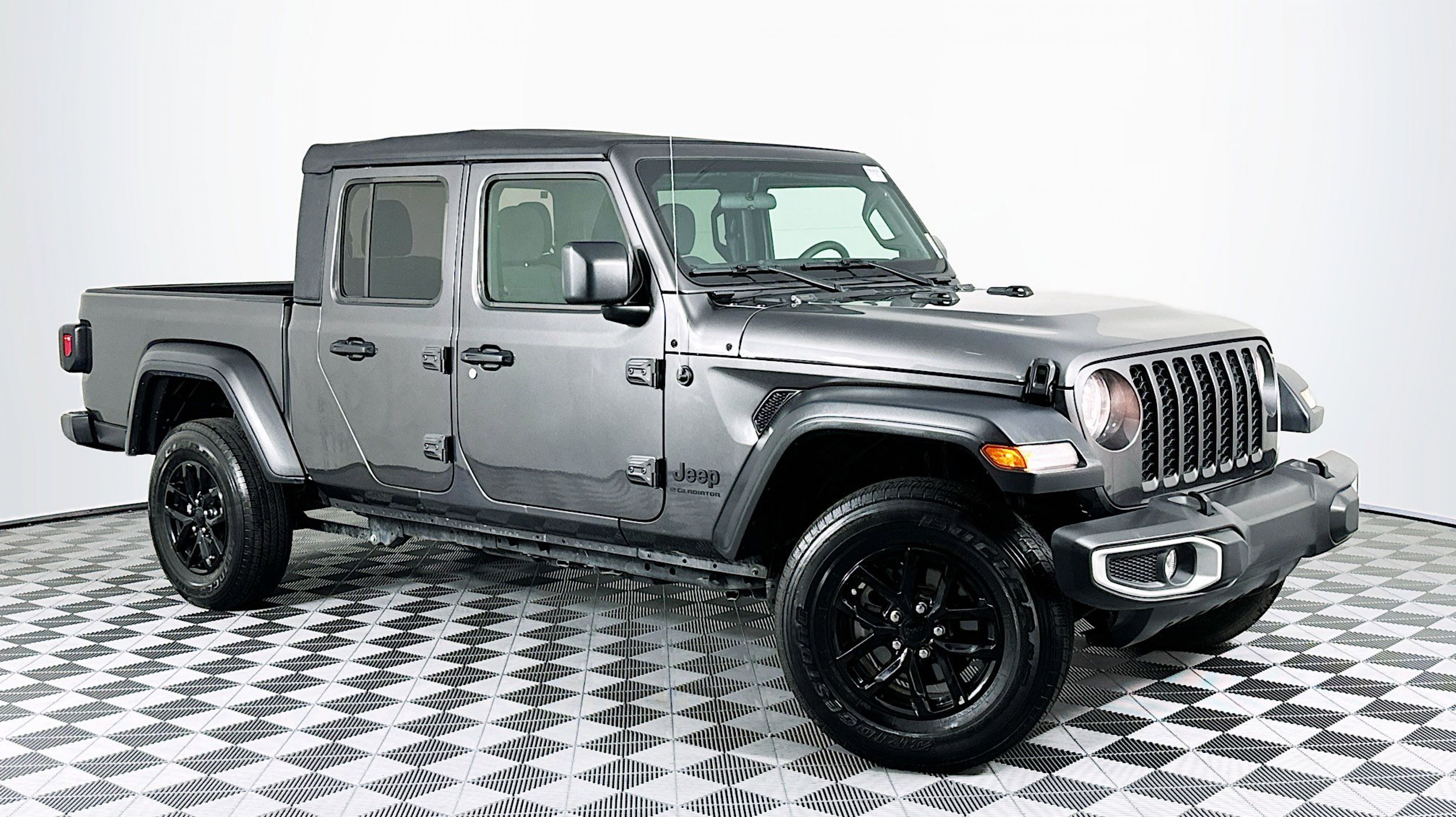 Used 2023 Jeep Gladiator Sport S for sale at HGreg