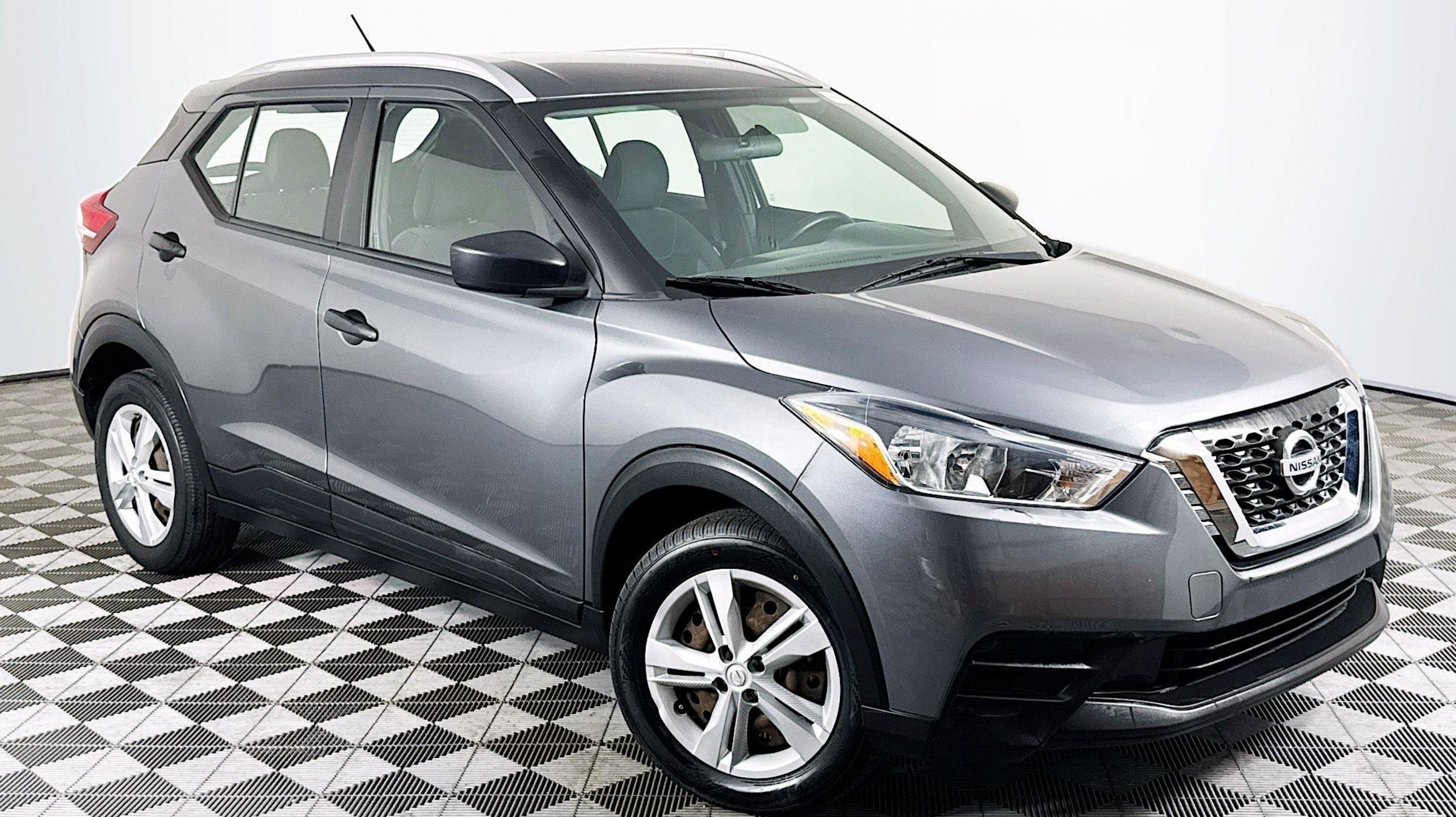 2019 Nissan Kicks 1.6 S's photo