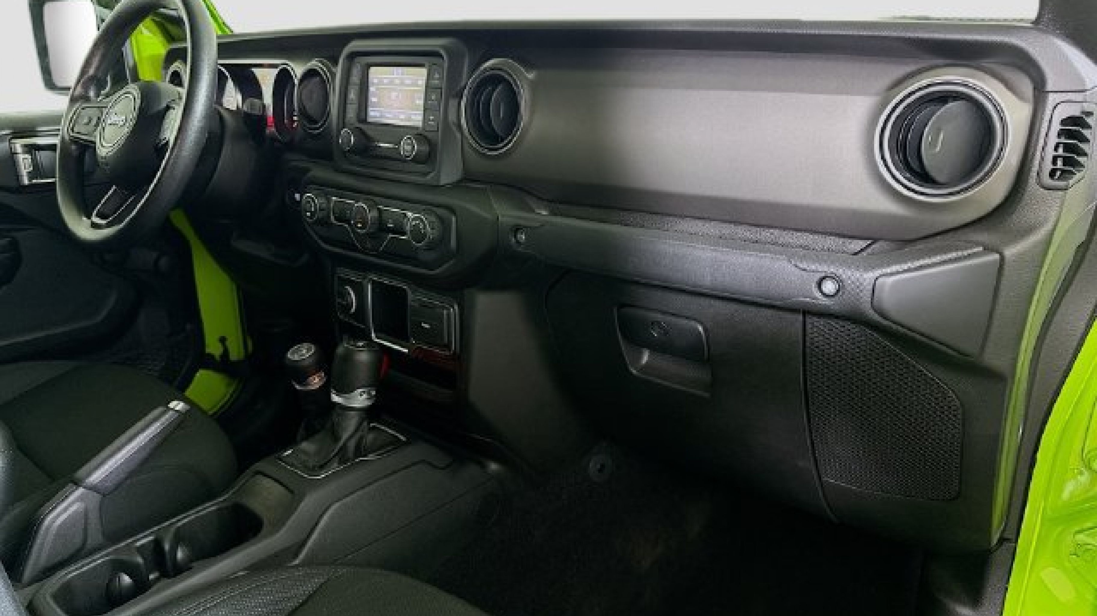 2021 Jeep Gladiator Sport - Photo 26
