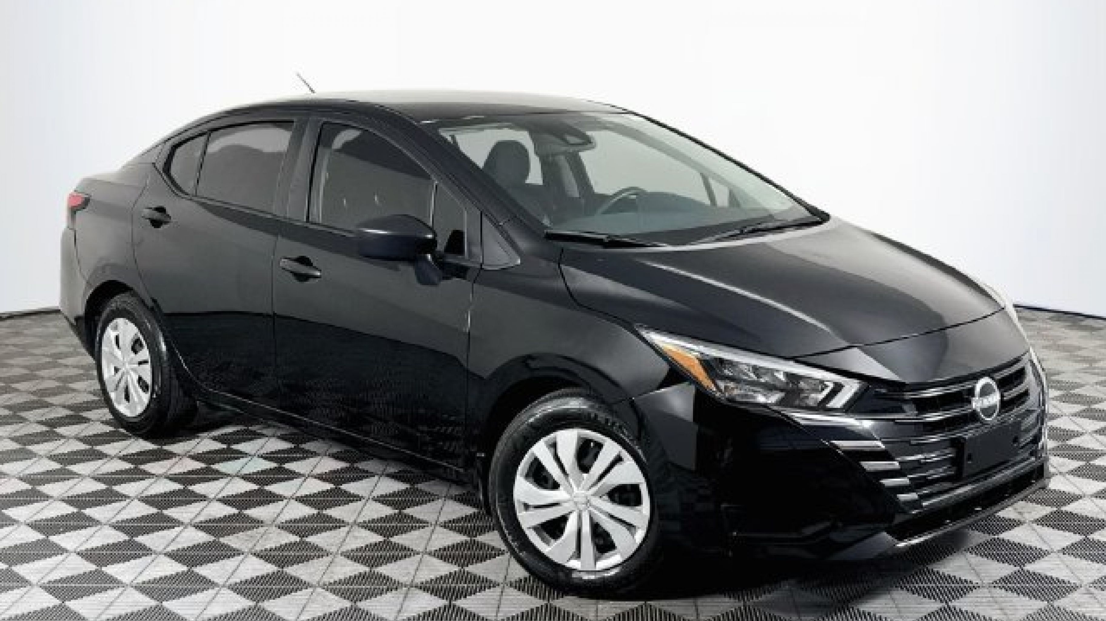 2025 Nissan Versa Sedan