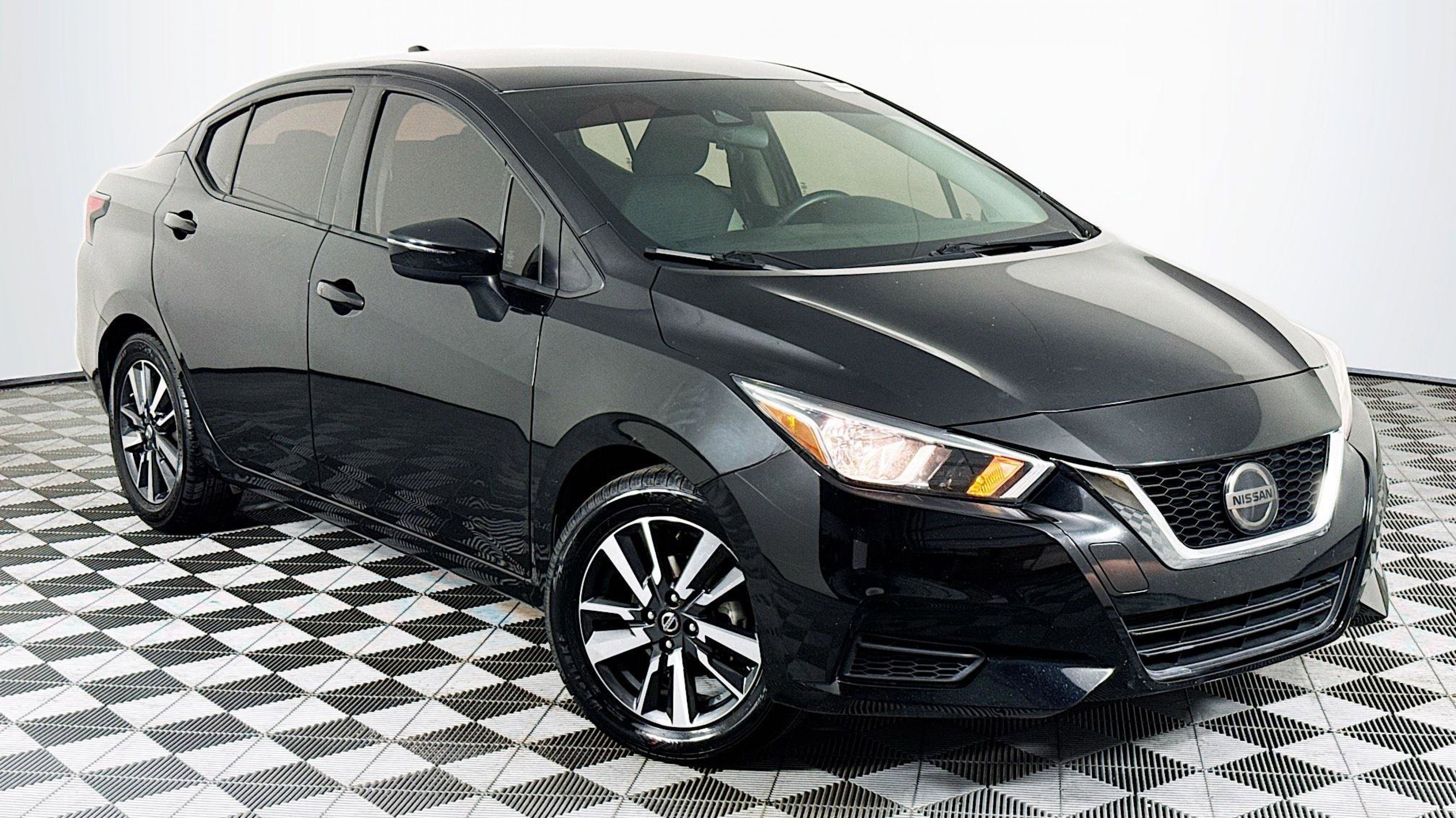 2021 Nissan Versa Sedan