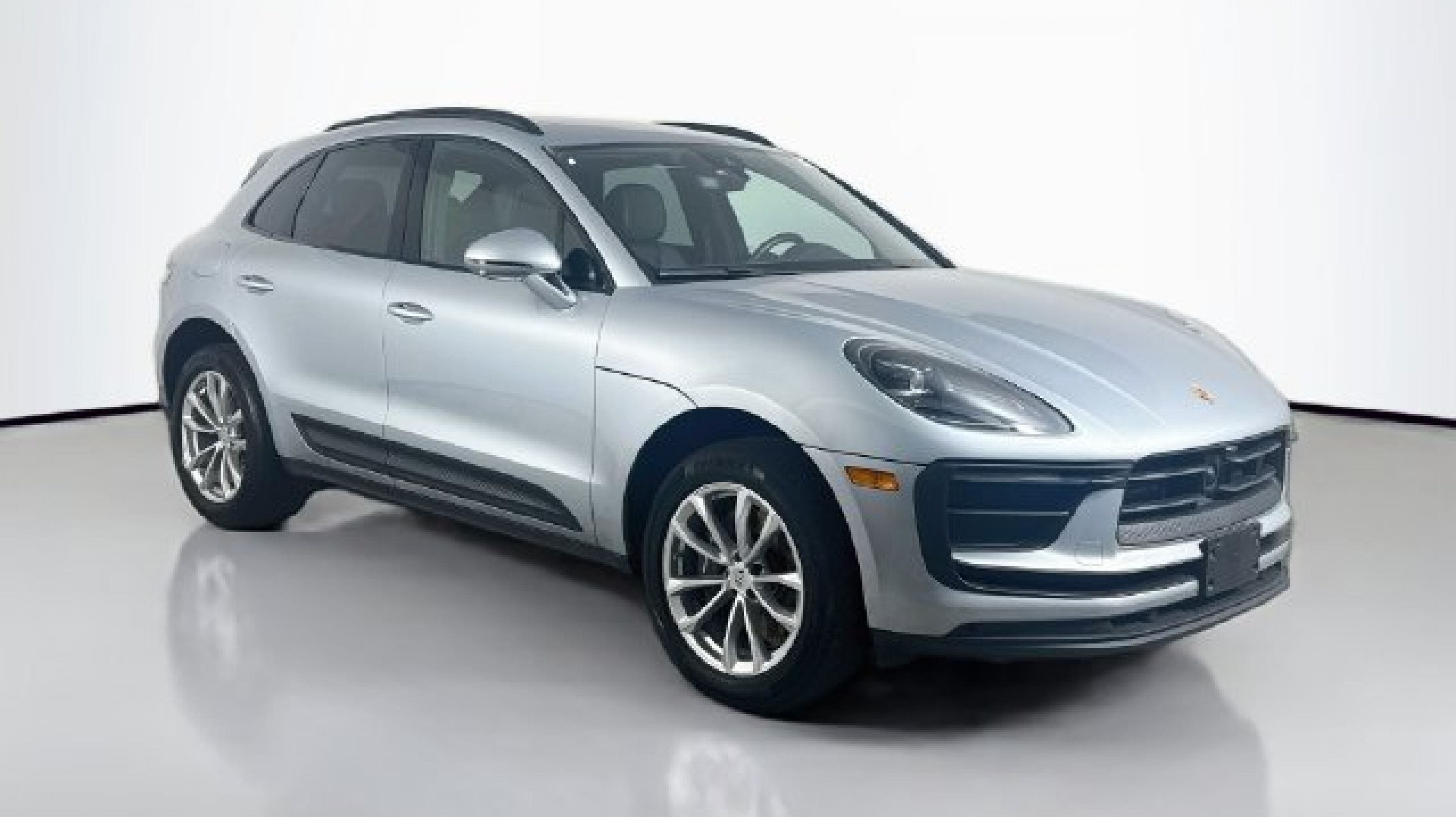 2023 Porsche Macan