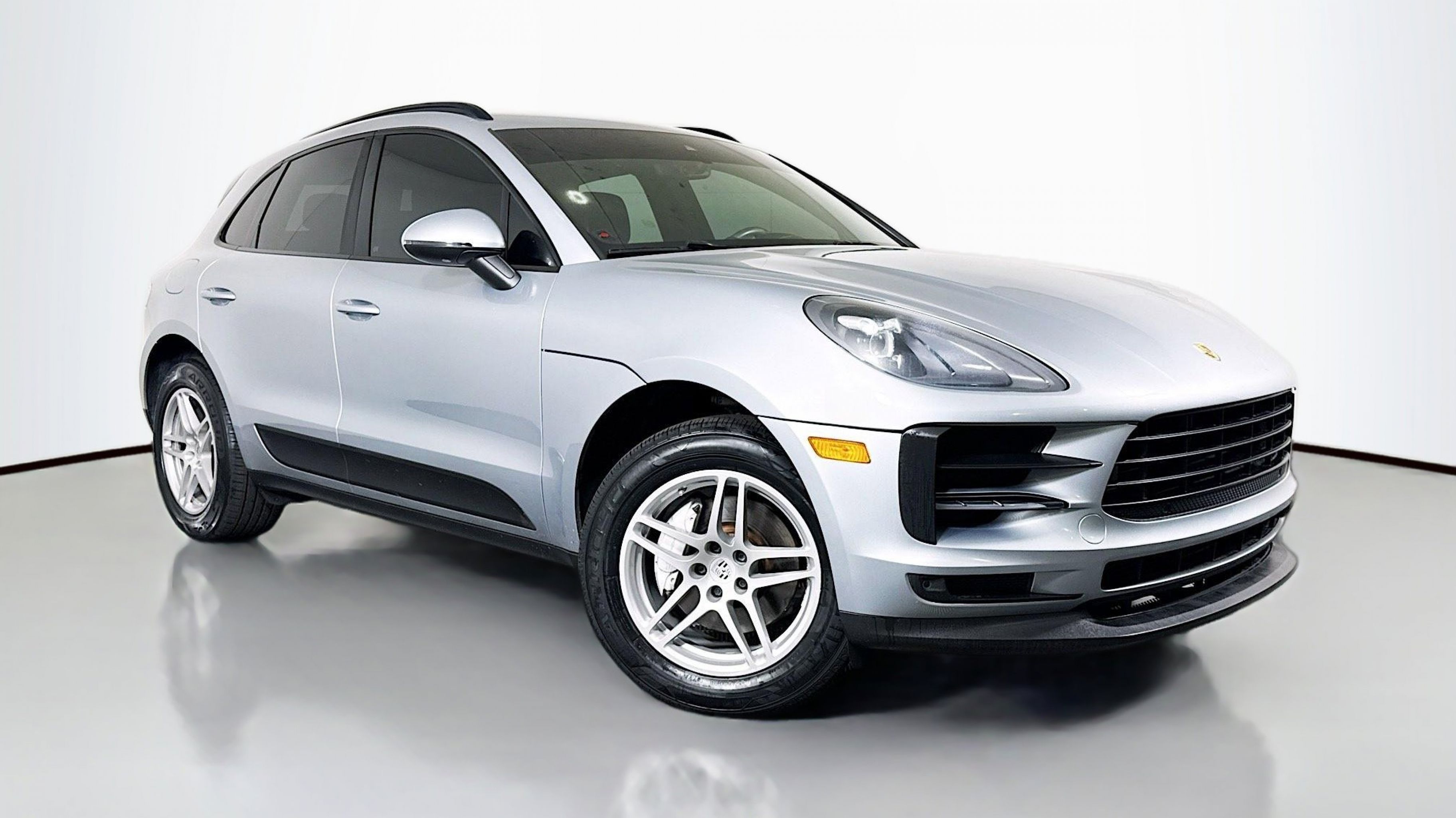 2020 Porsche Macan Base