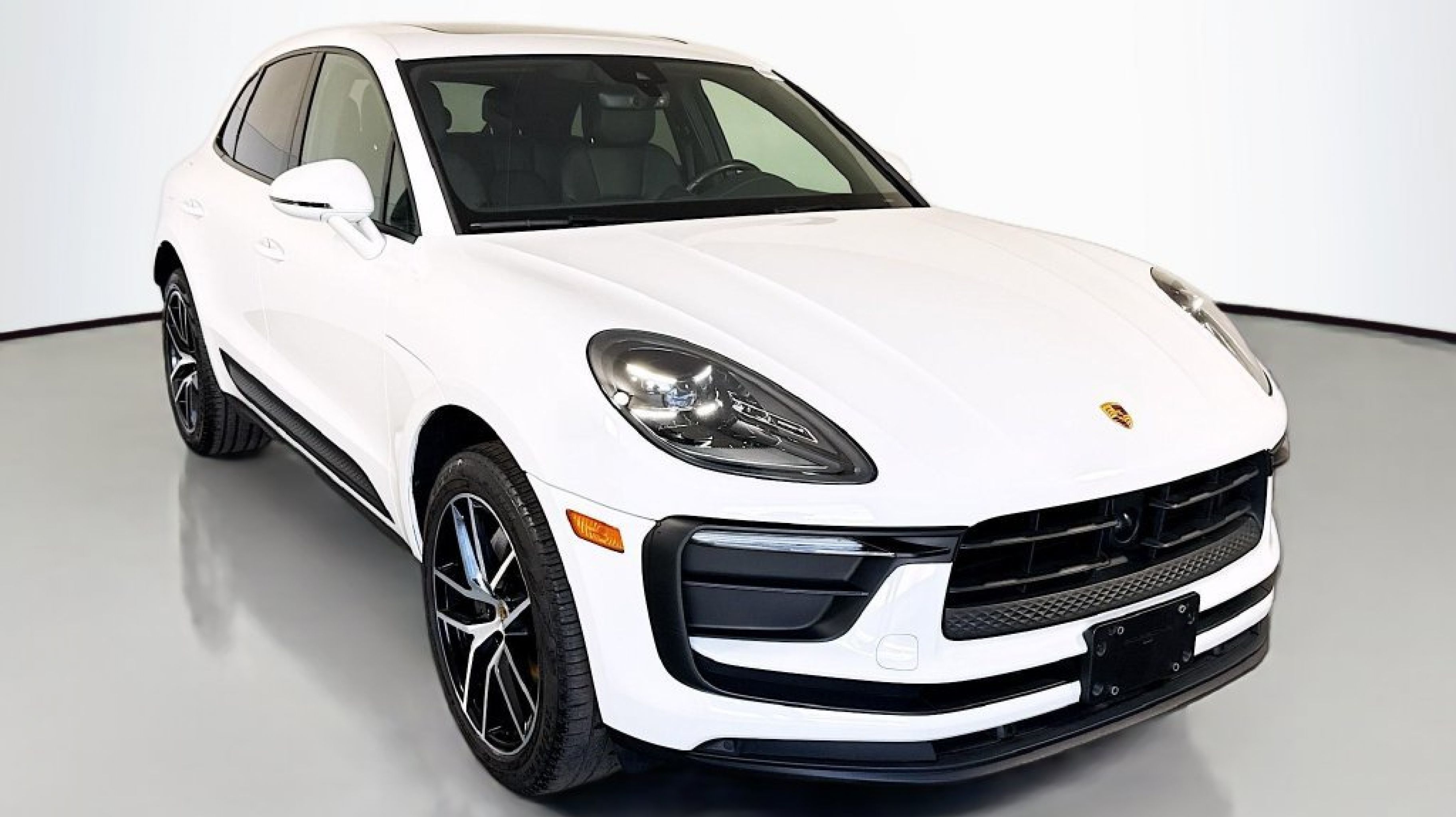 2023 Porsche Macan