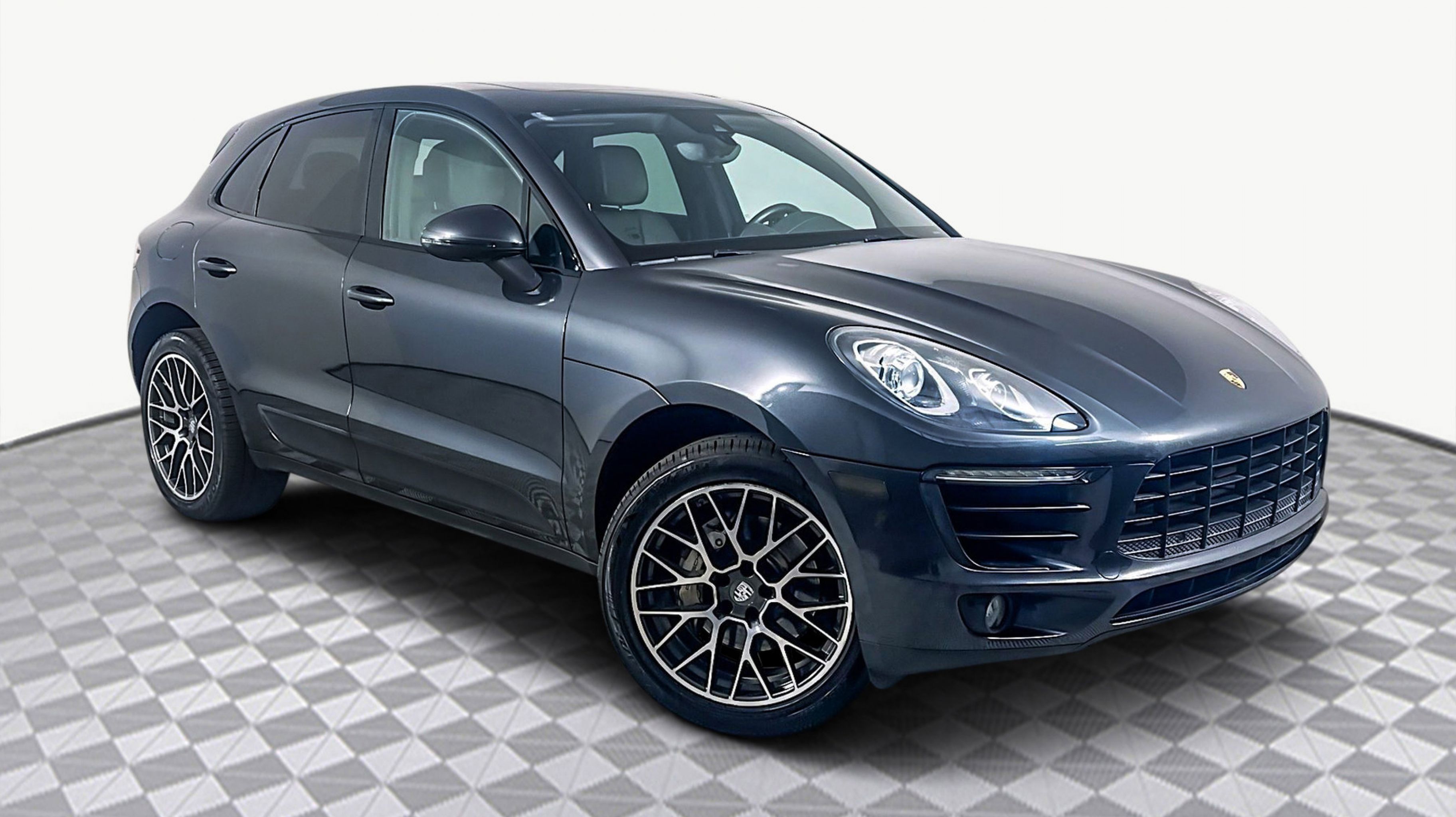 2017 Porsche Macan S's photo