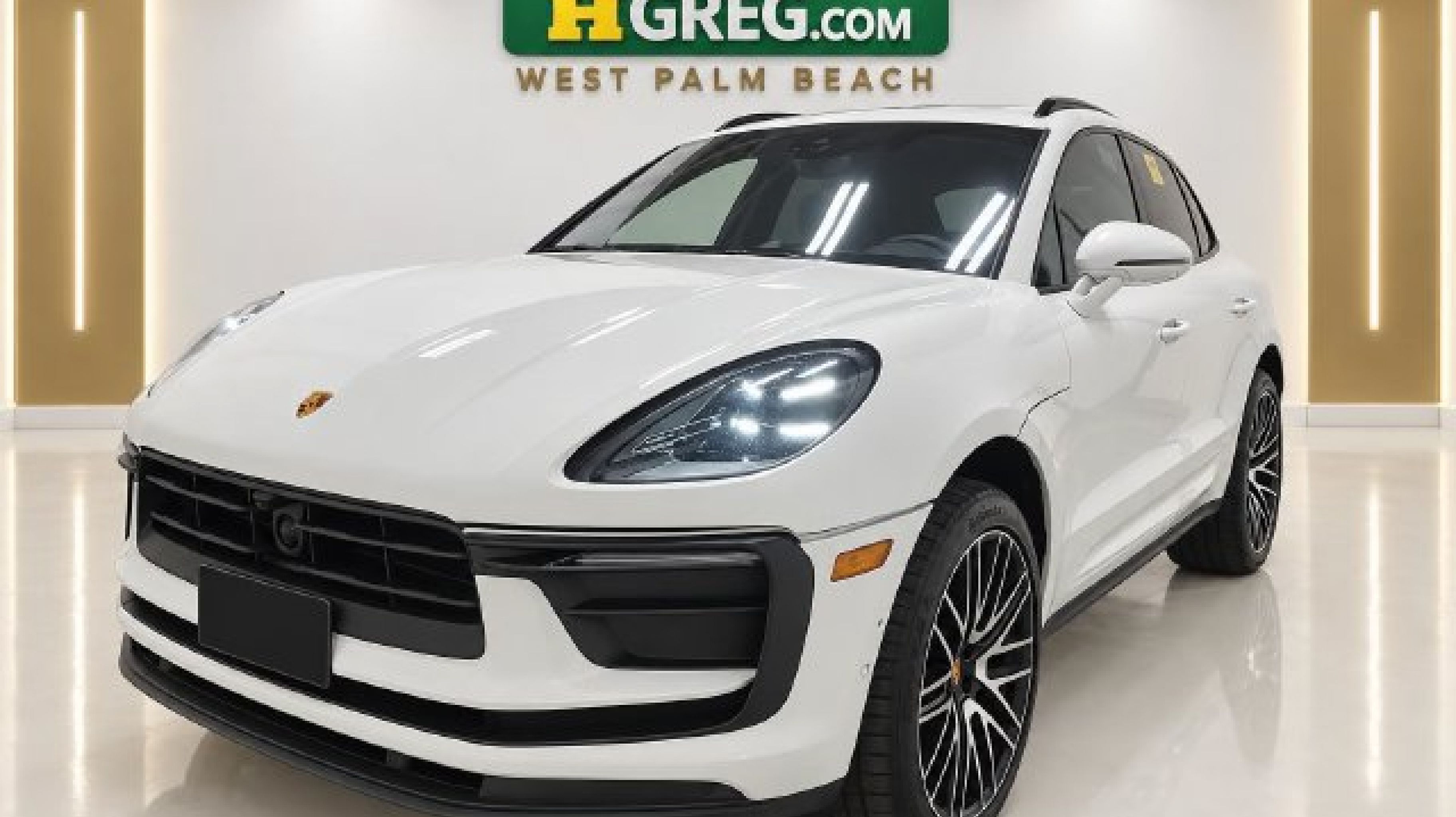 2023 Porsche Macan