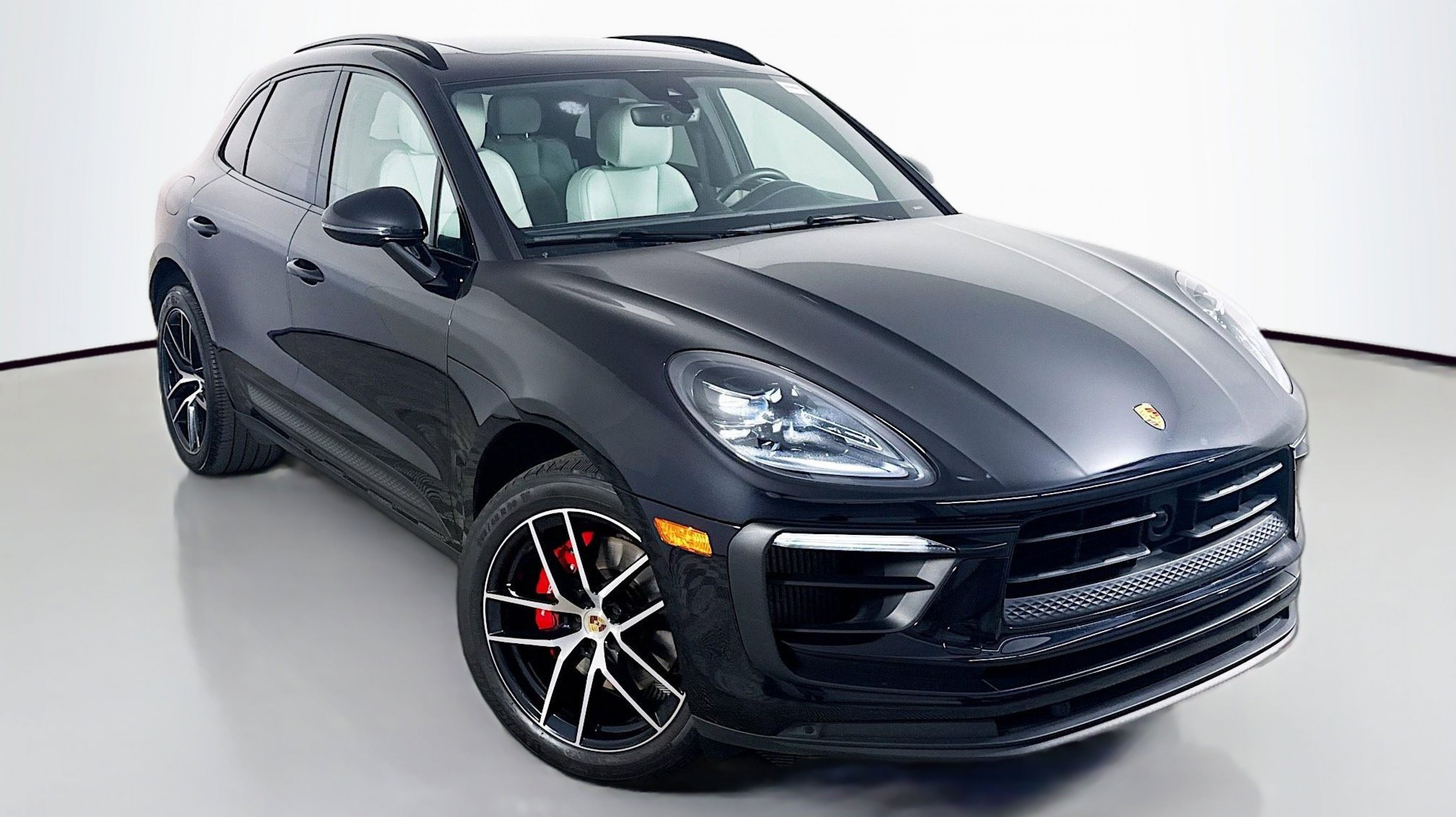 2023 Porsche Macan S