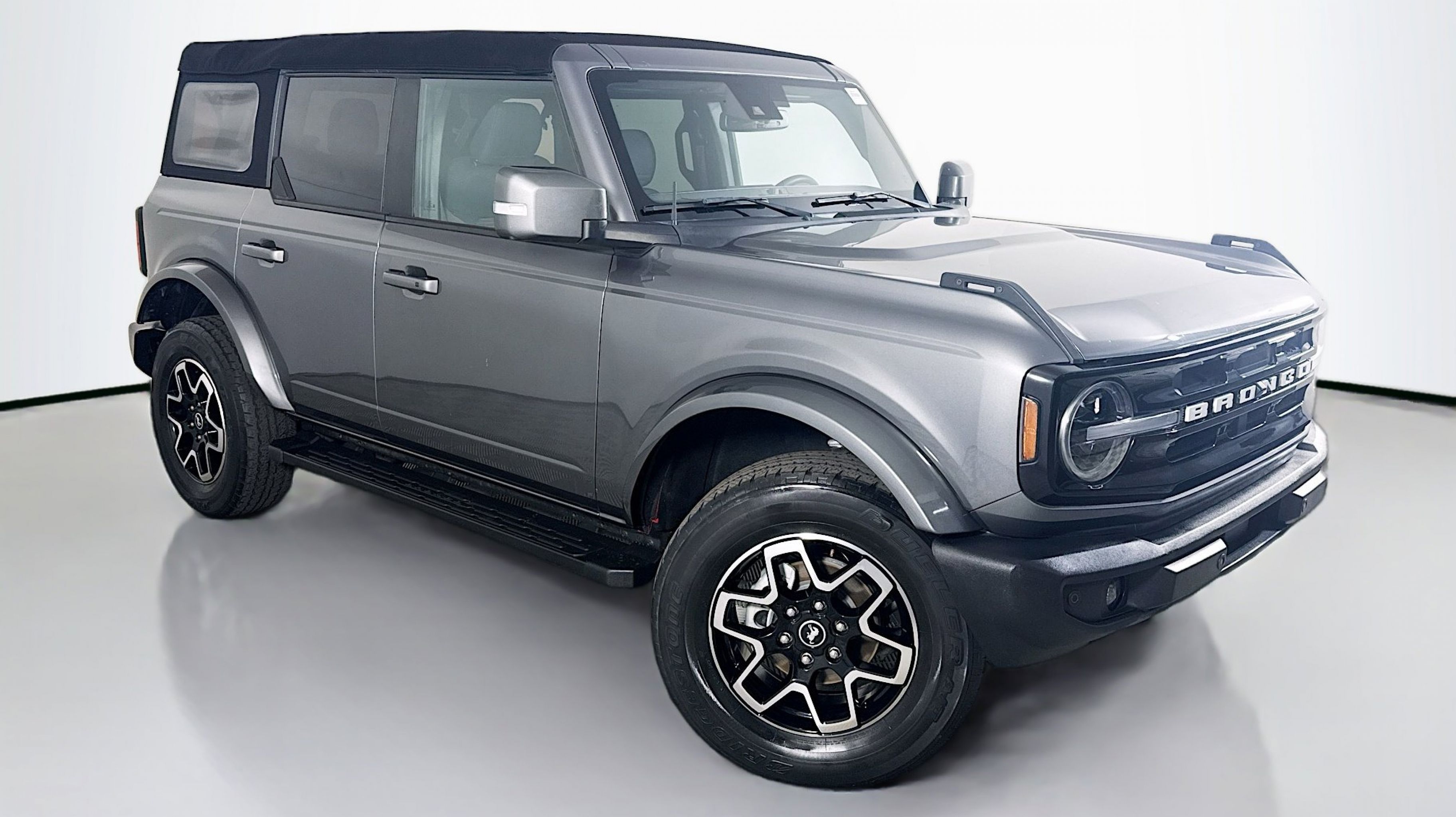 2023 Ford Bronco Outer Banks 4x4's photo