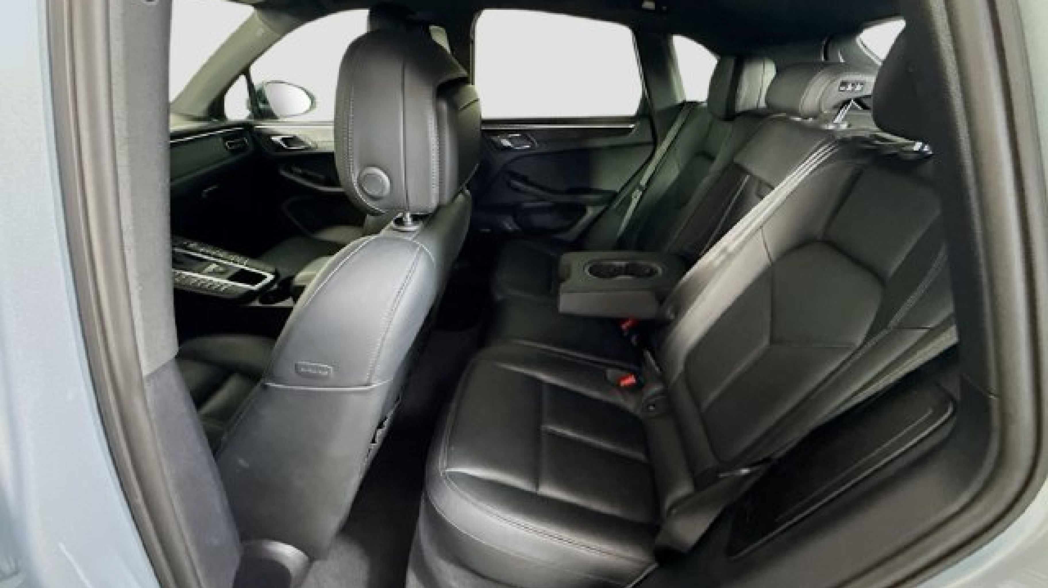 2021 Porsche Macan GTS - Photo 21