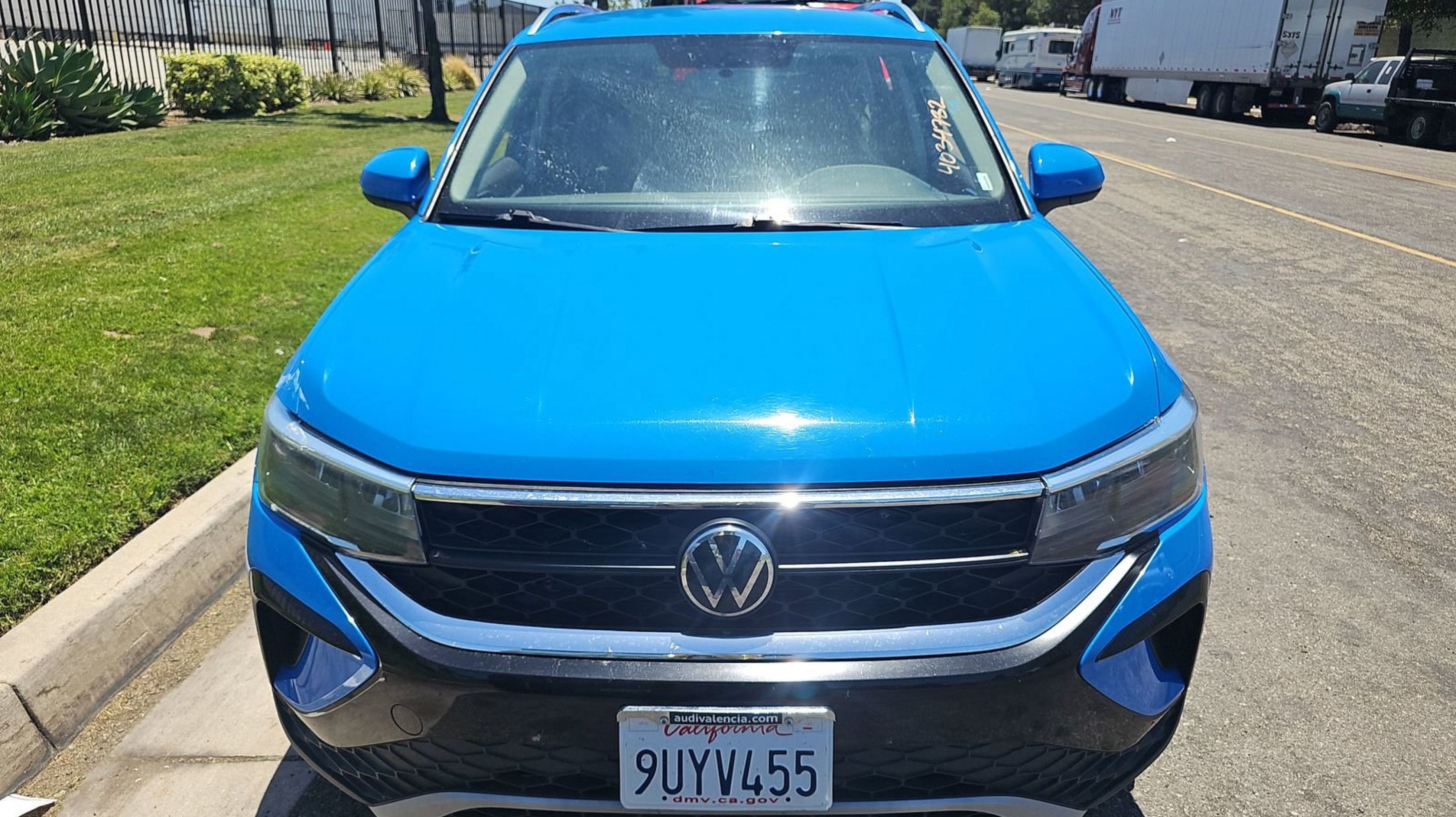2022 Volkswagen Taos 1.5T SE's photo