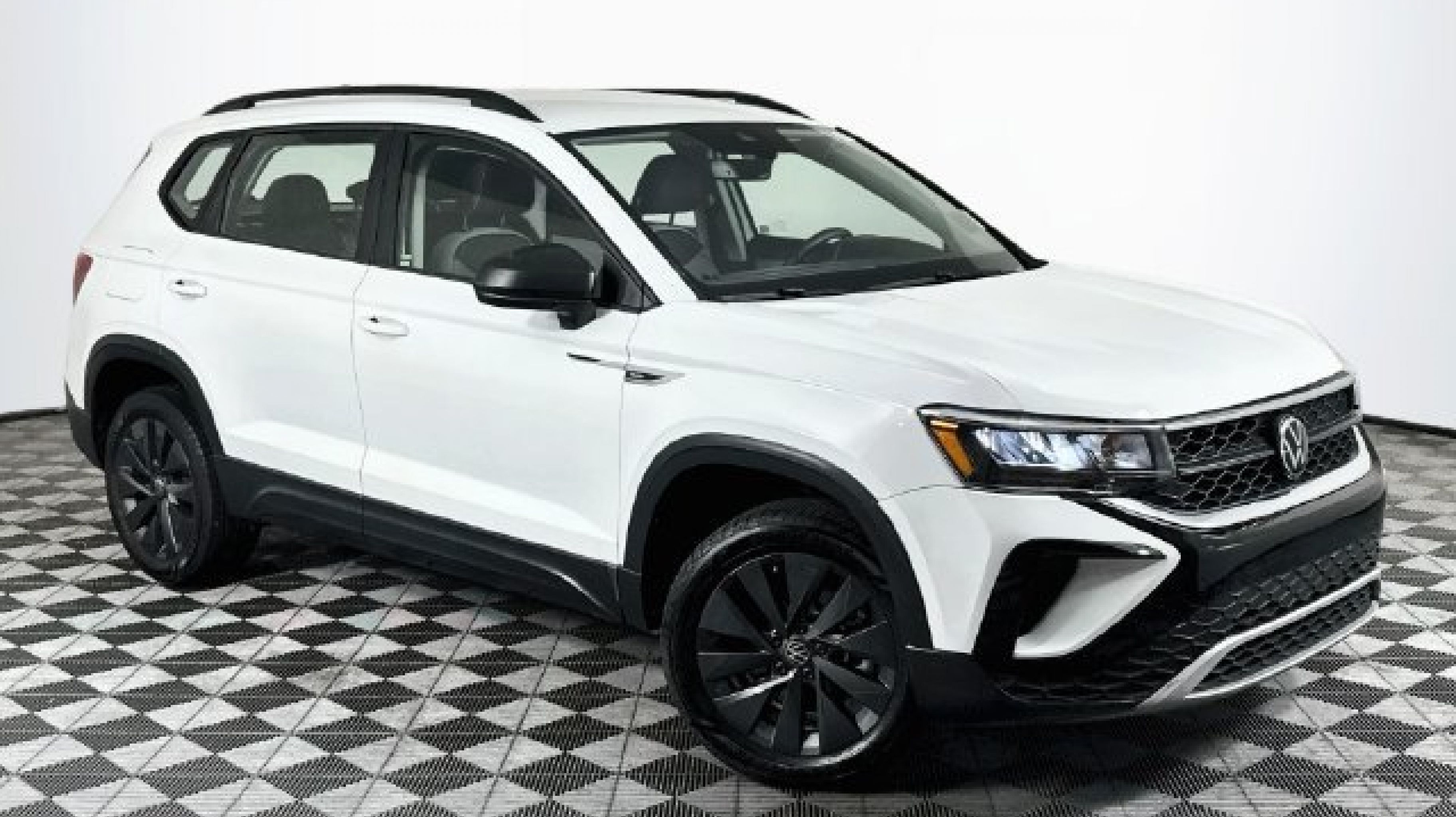 2024 Volkswagen Taos