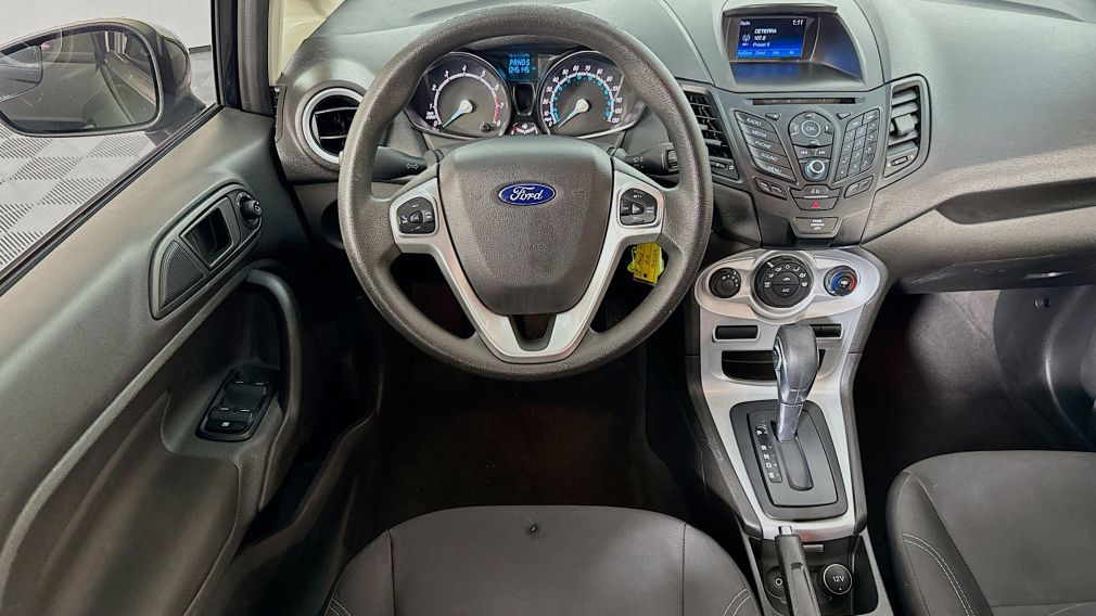 2018 Ford Fiesta SE #10