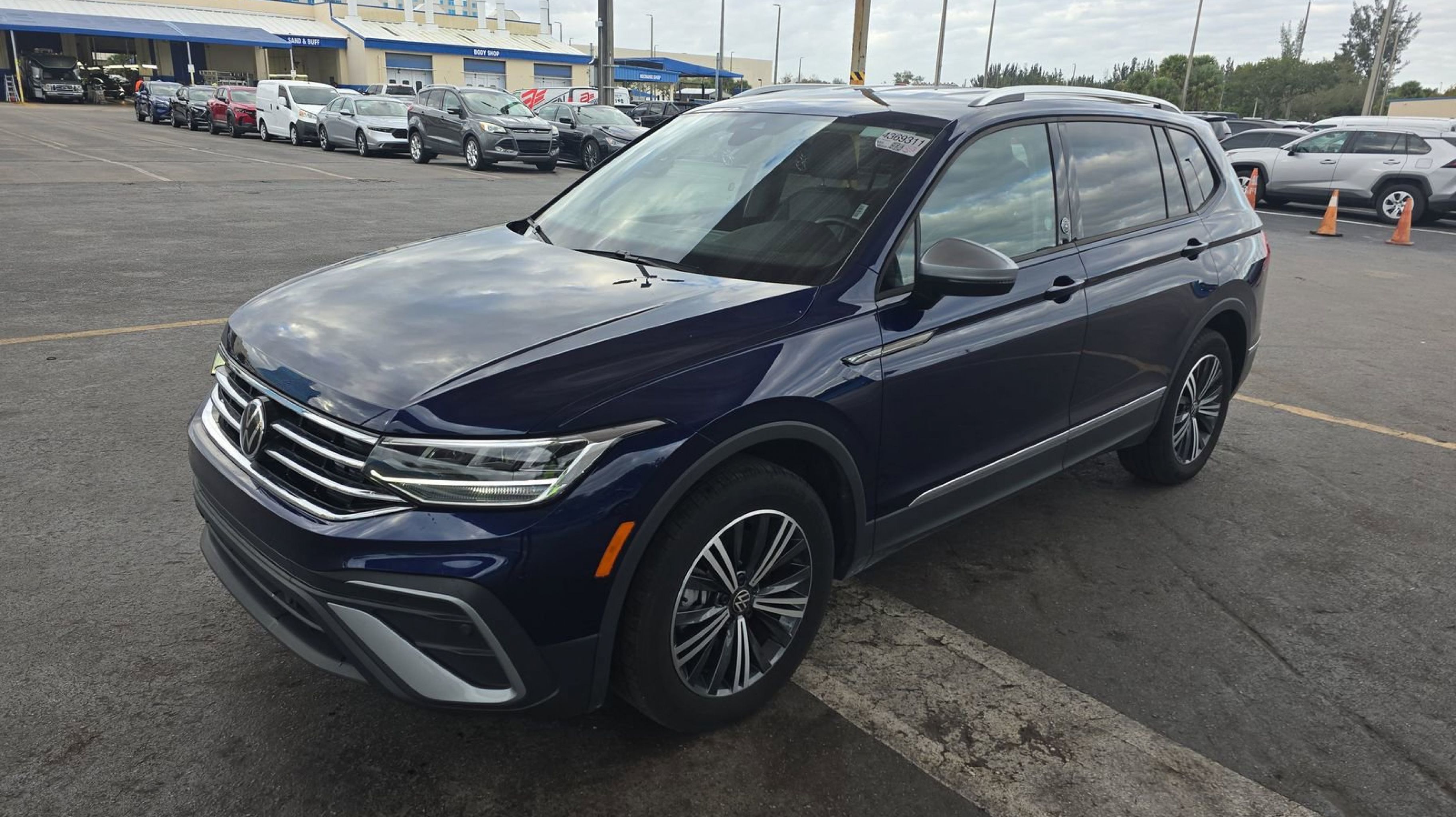 2024 Volkswagen Tiguan SE