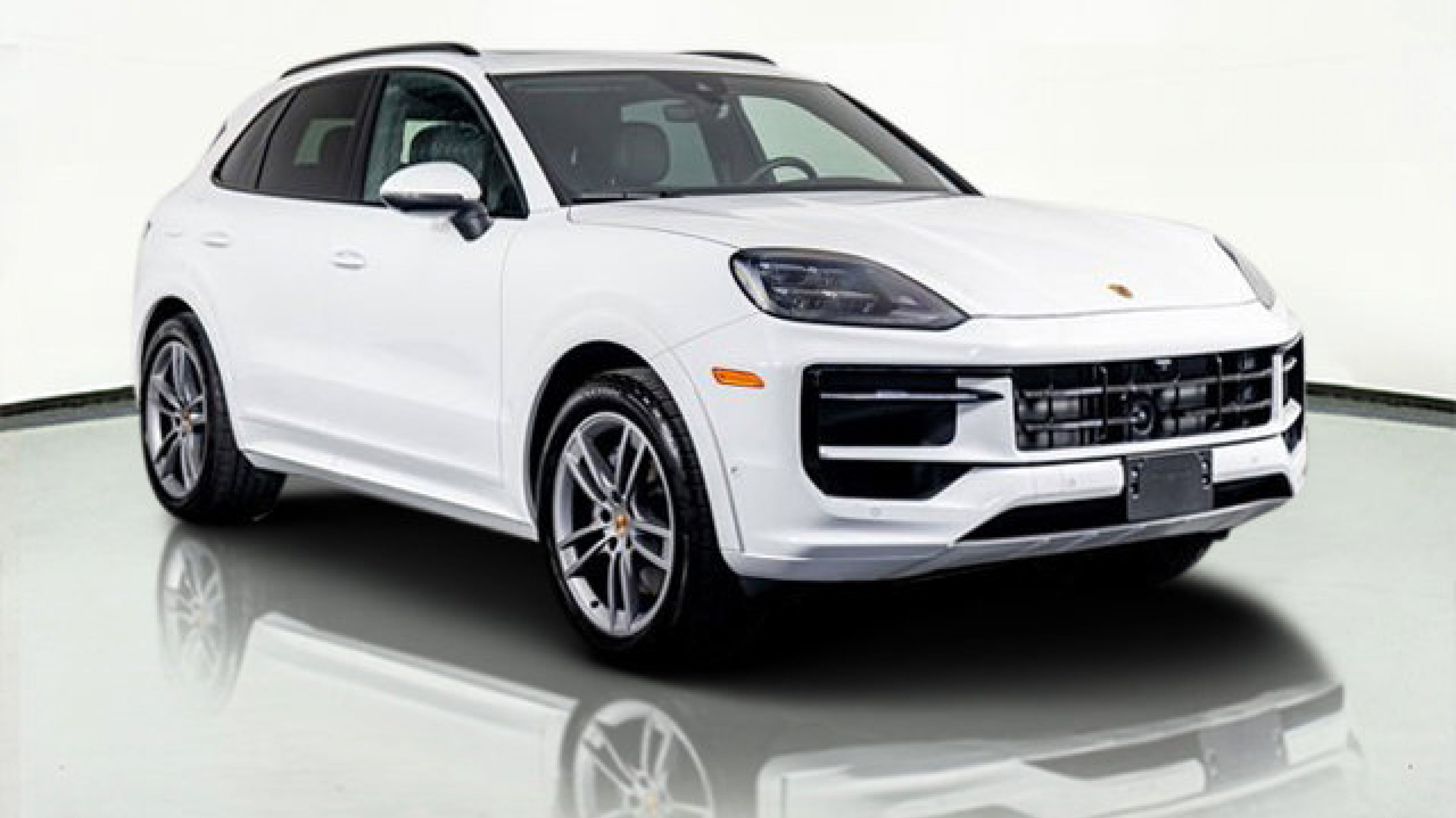 2025 Porsche Cayenne Base