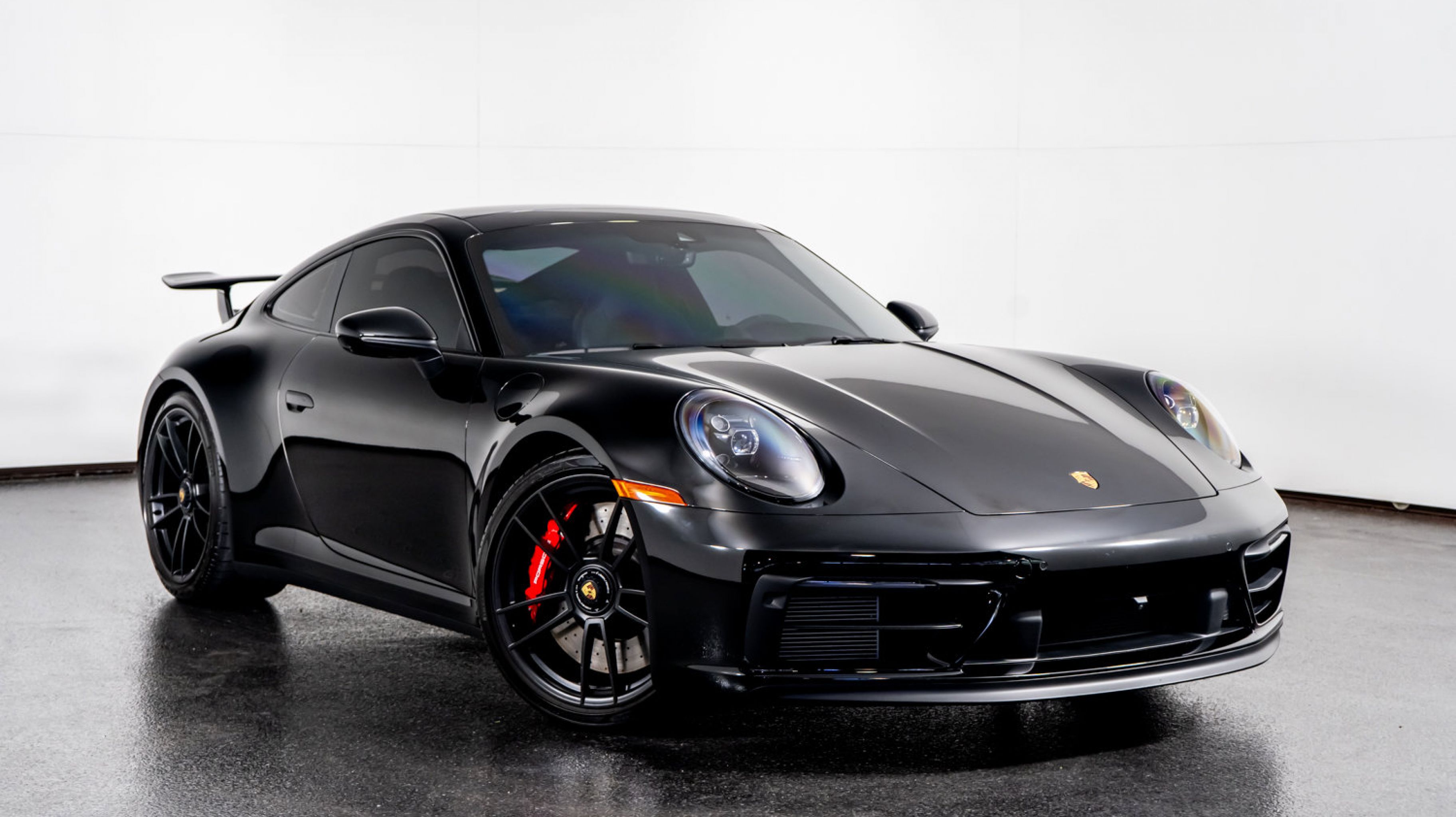 2024 Porsche 911 Carrera GTS's photo