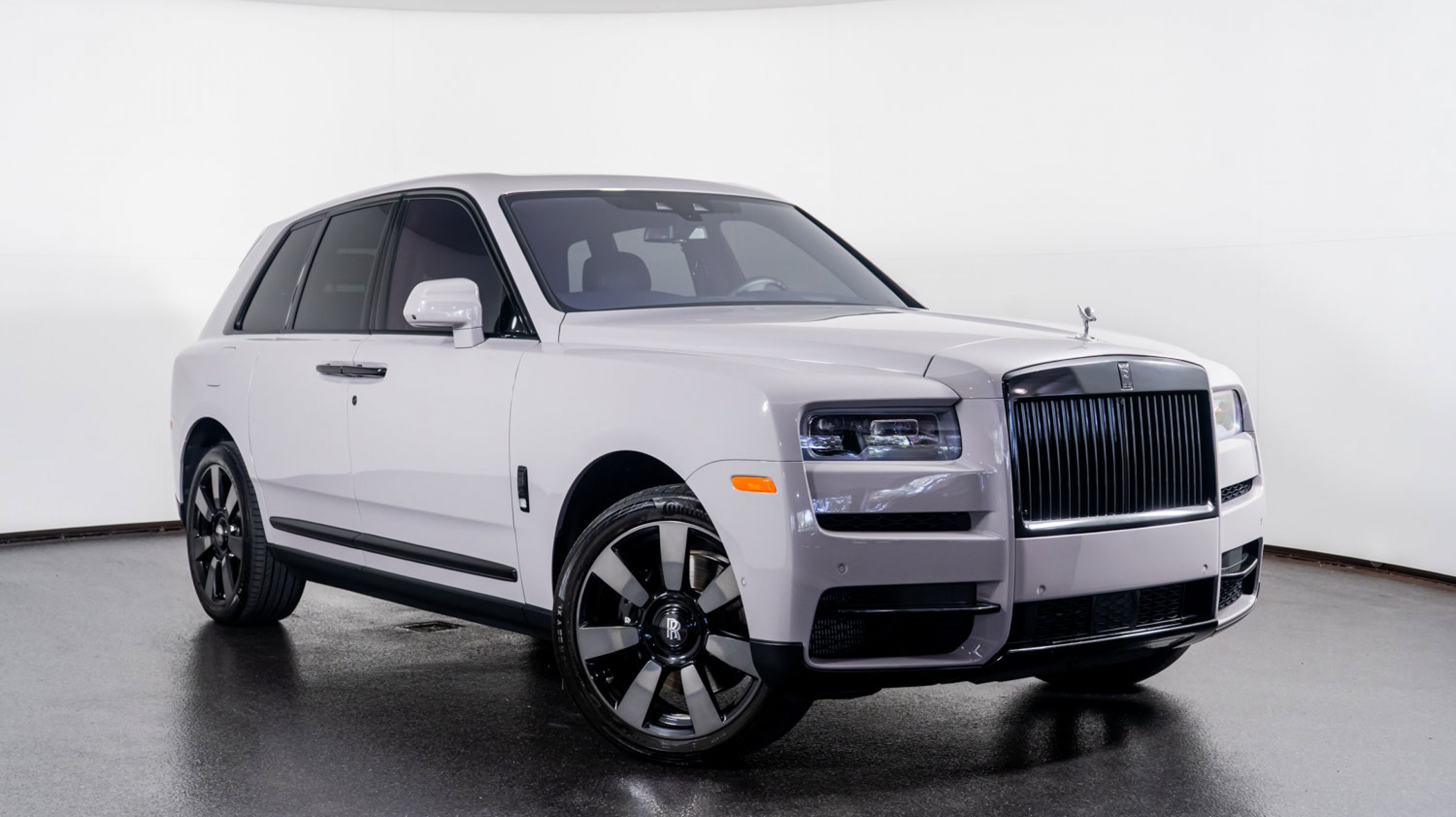 2023 Rolls-Royce Cullinan Base's photo
