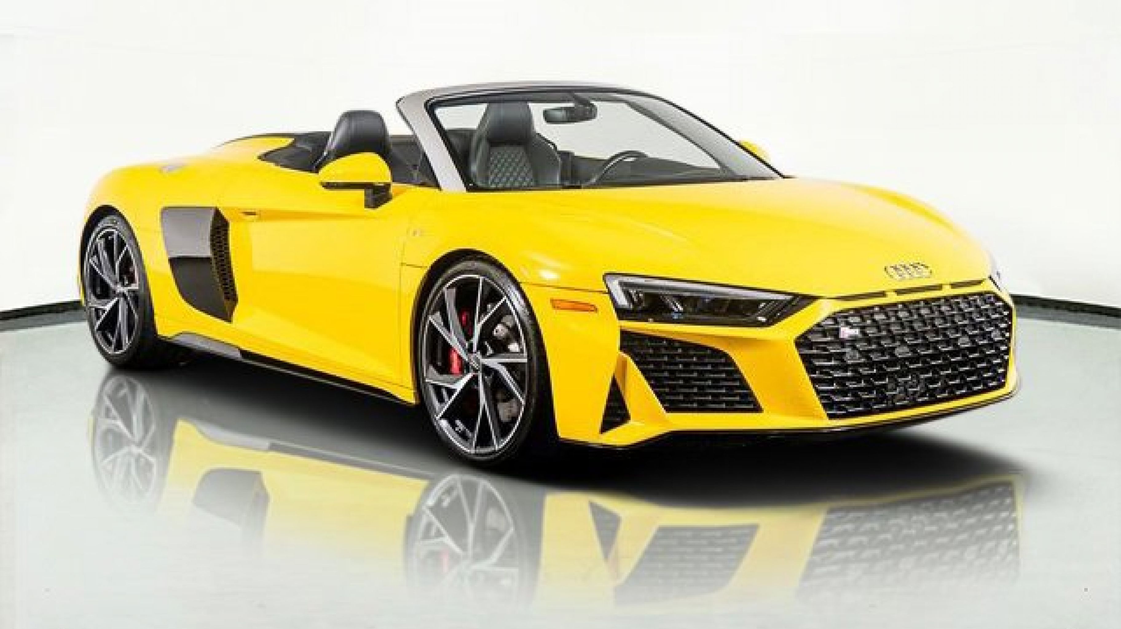 2023 Audi R8 V10 Performance's photo