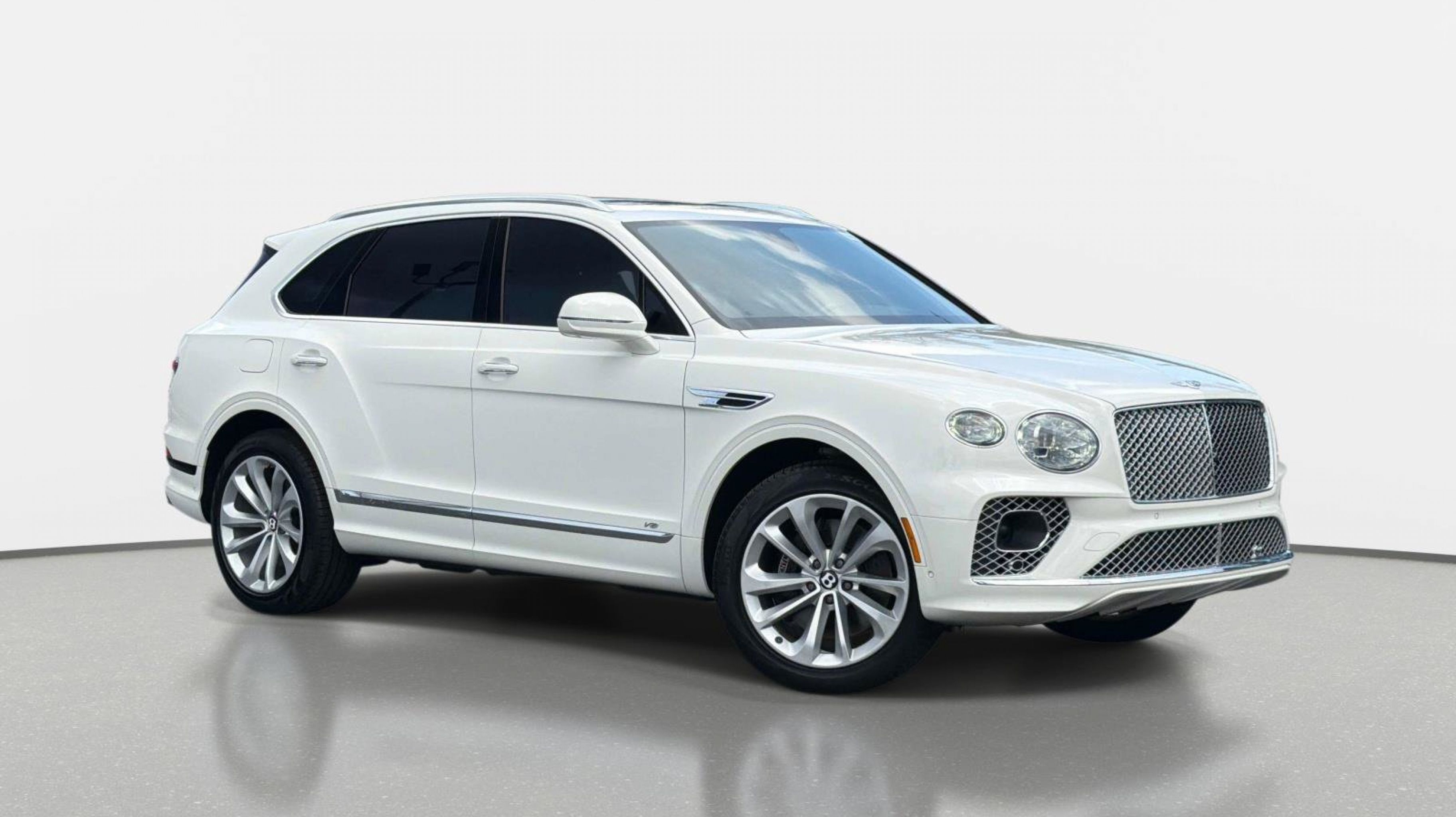 2022 Bentley Bentayga S's photo