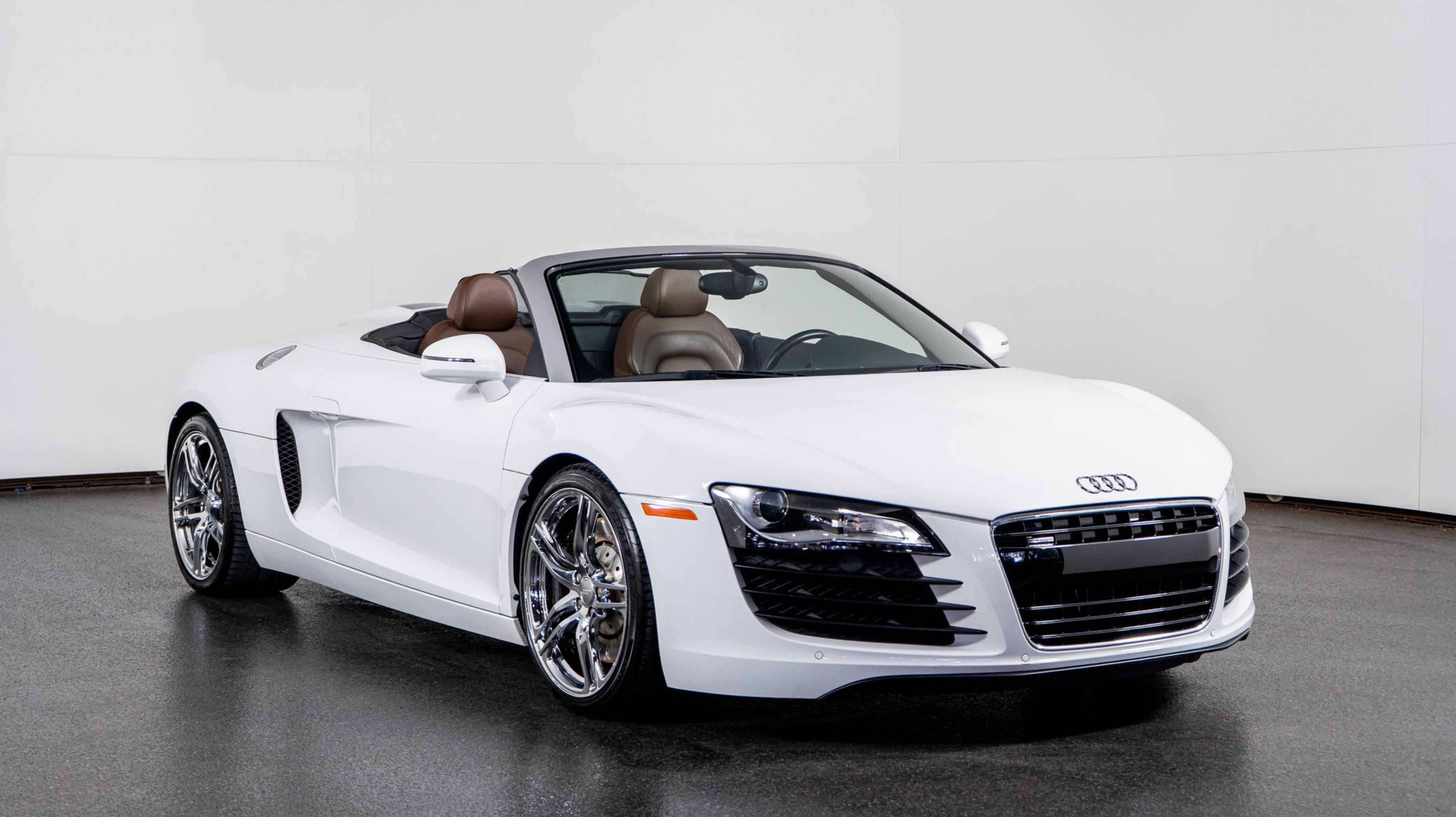 2011 Audi R8 Base's photo