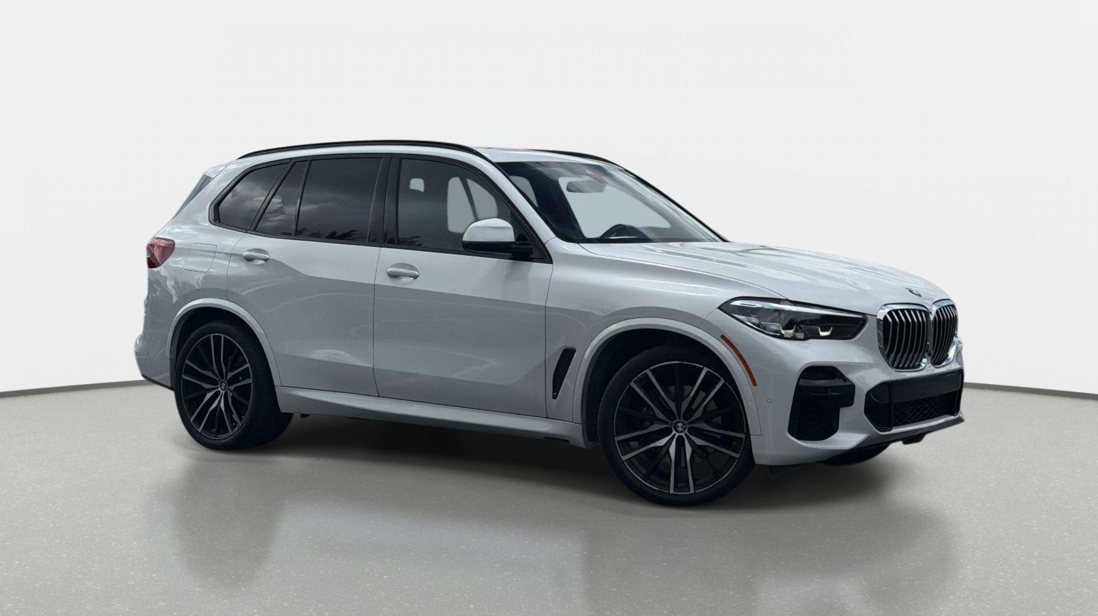 2023 BMW X5 sDrive40i's photo