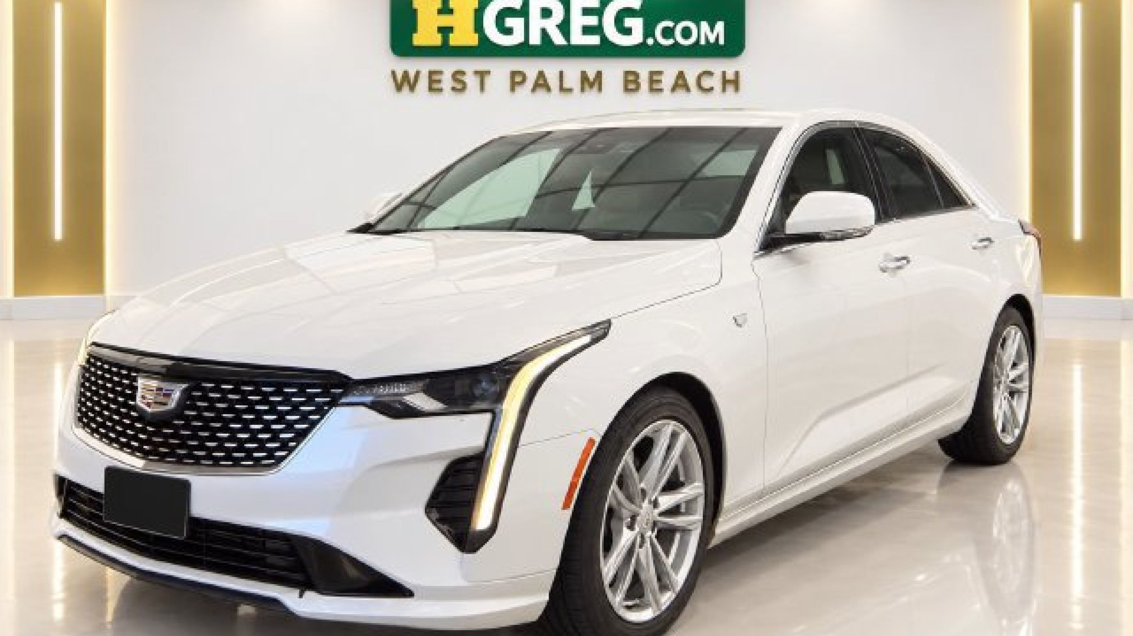 2022 Cadillac CT4