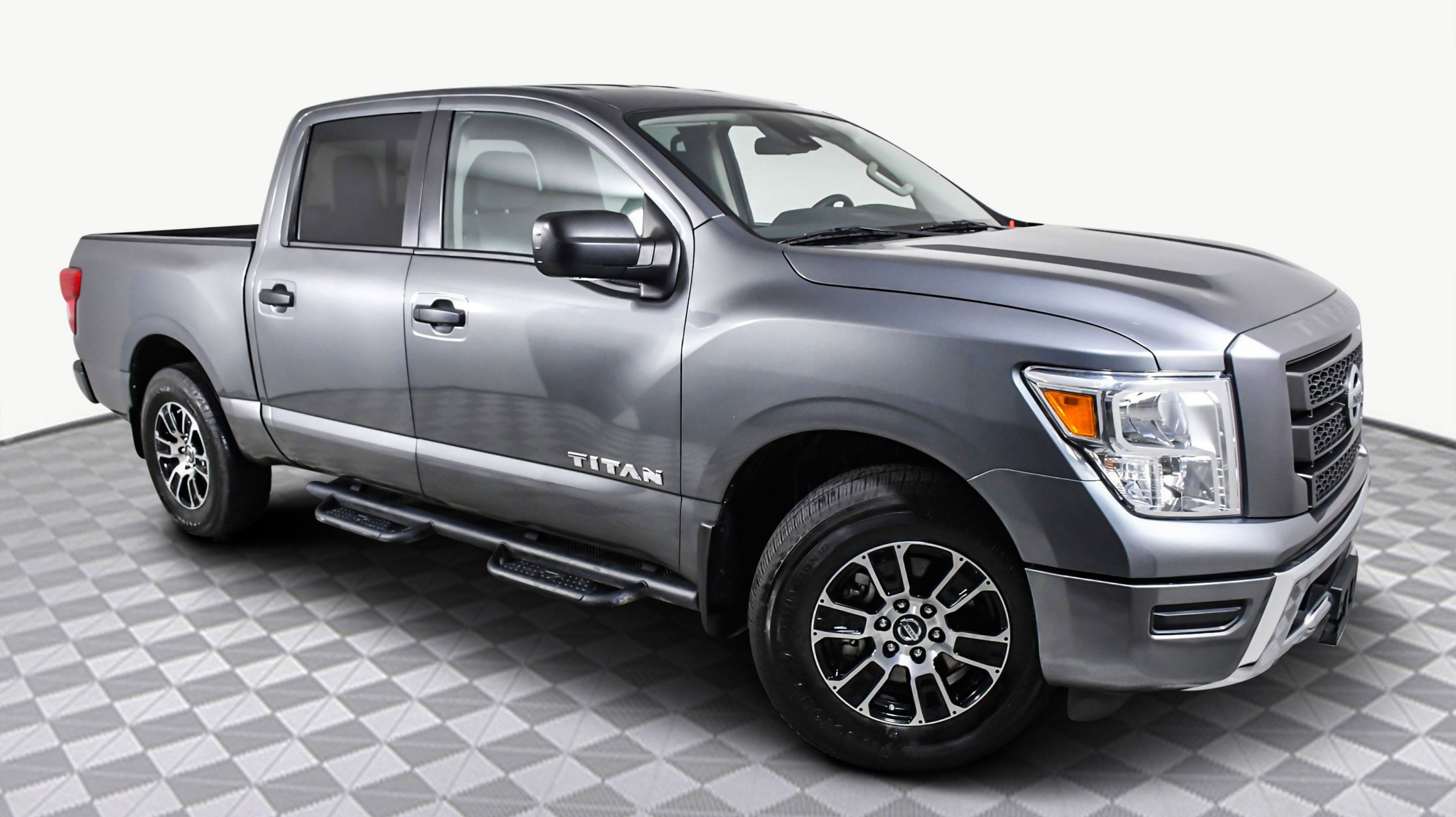 2022 Nissan Titan