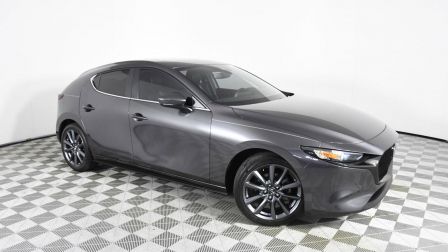 2022 Mazda Mazda3 Hatchback Preferred                en Sunrise                
