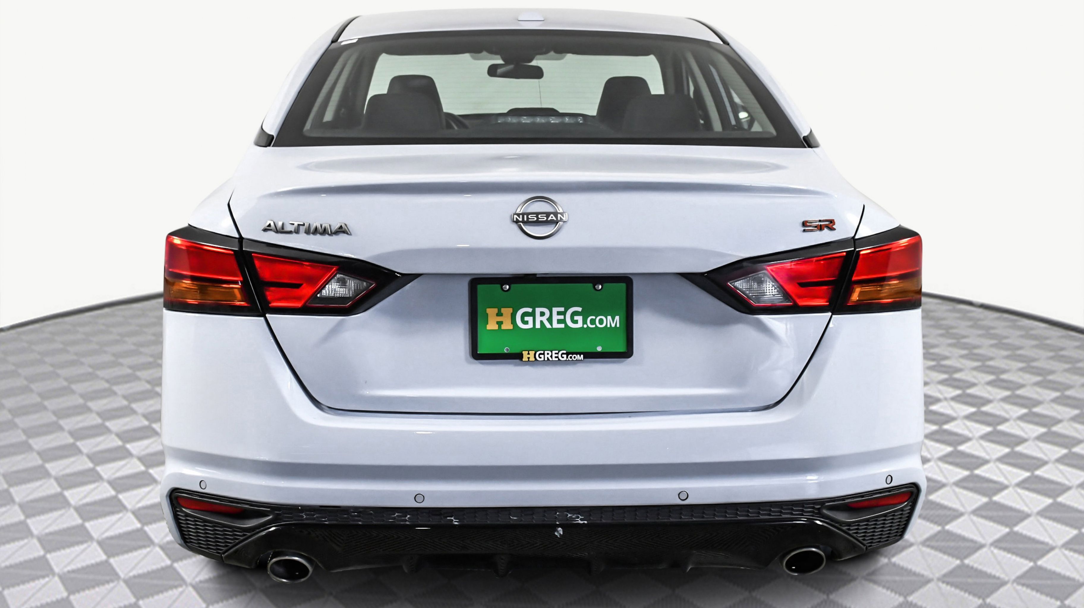 2023 Nissan Altima 2.5 SR photo 3
