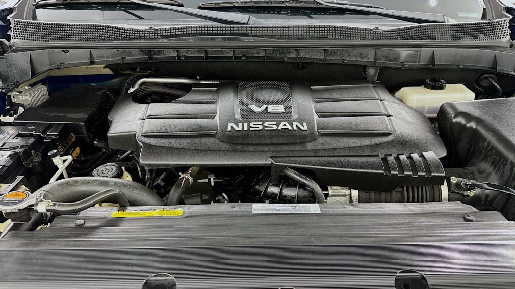 2017 Nissan Titan SL #32