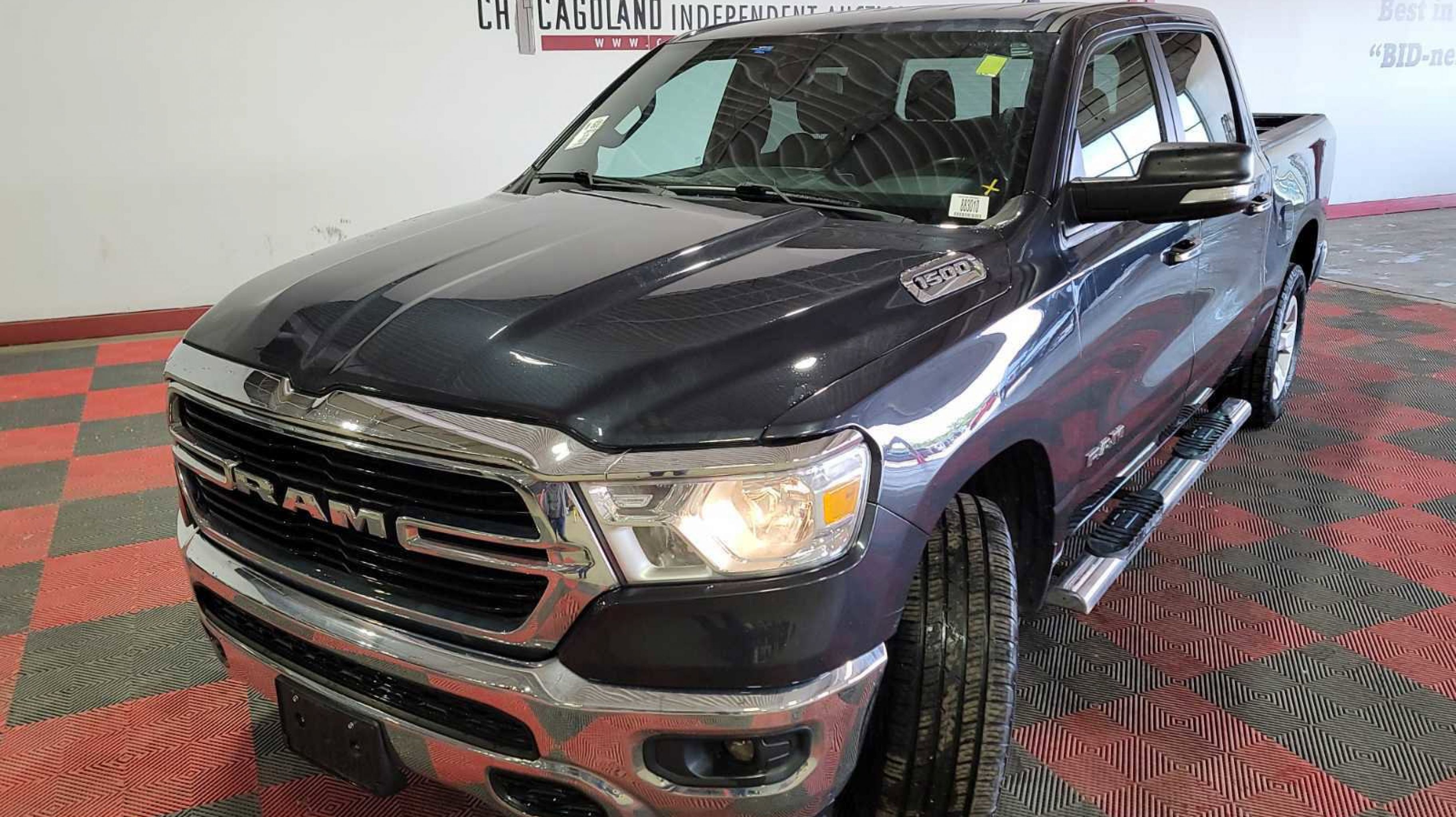 2019 RAM 1500 Big Horn/Lone Star 4x4 Crew Cab 5'7's photo