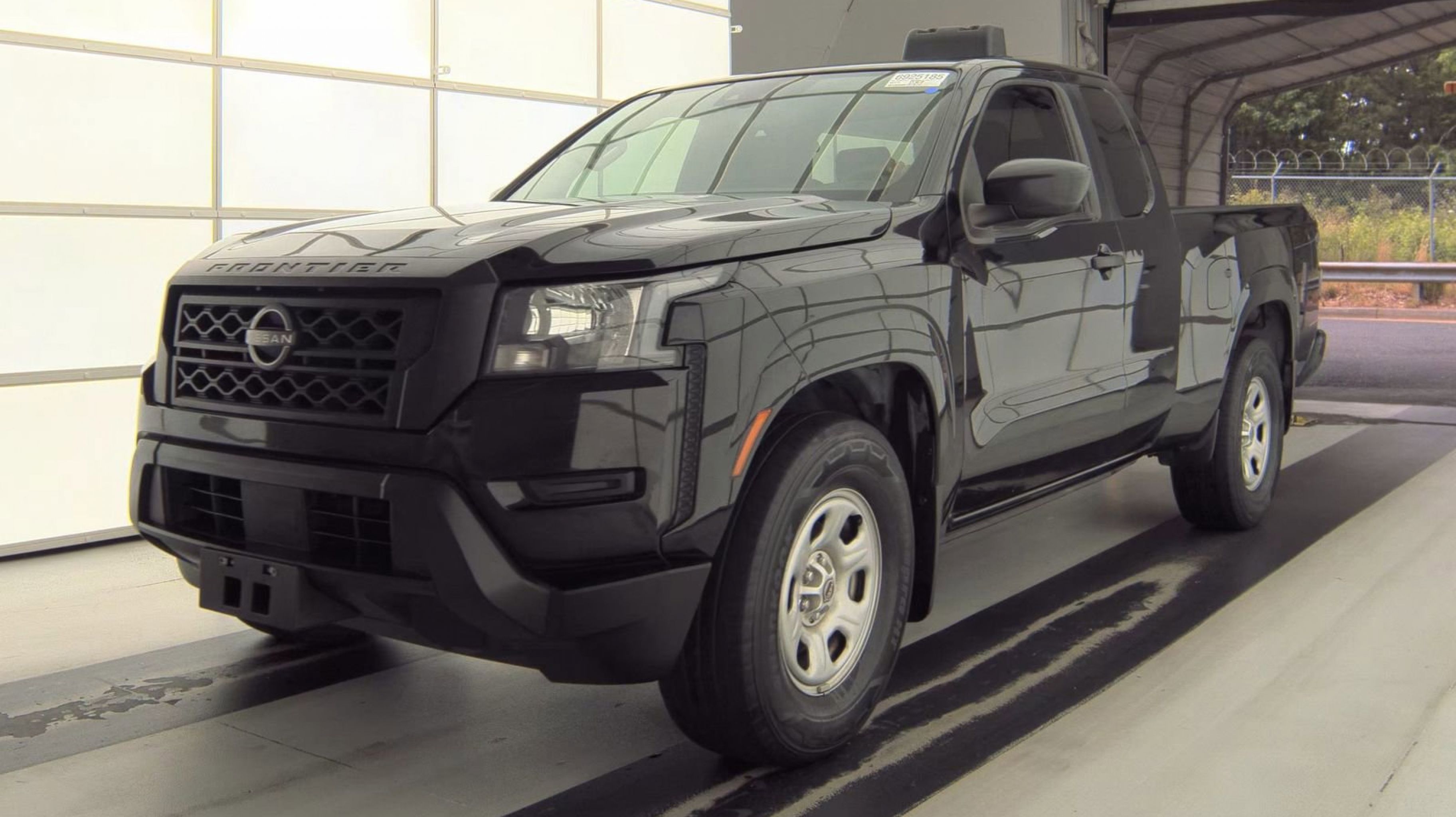 2022 Nissan Frontier S King Cab 4X2's photo