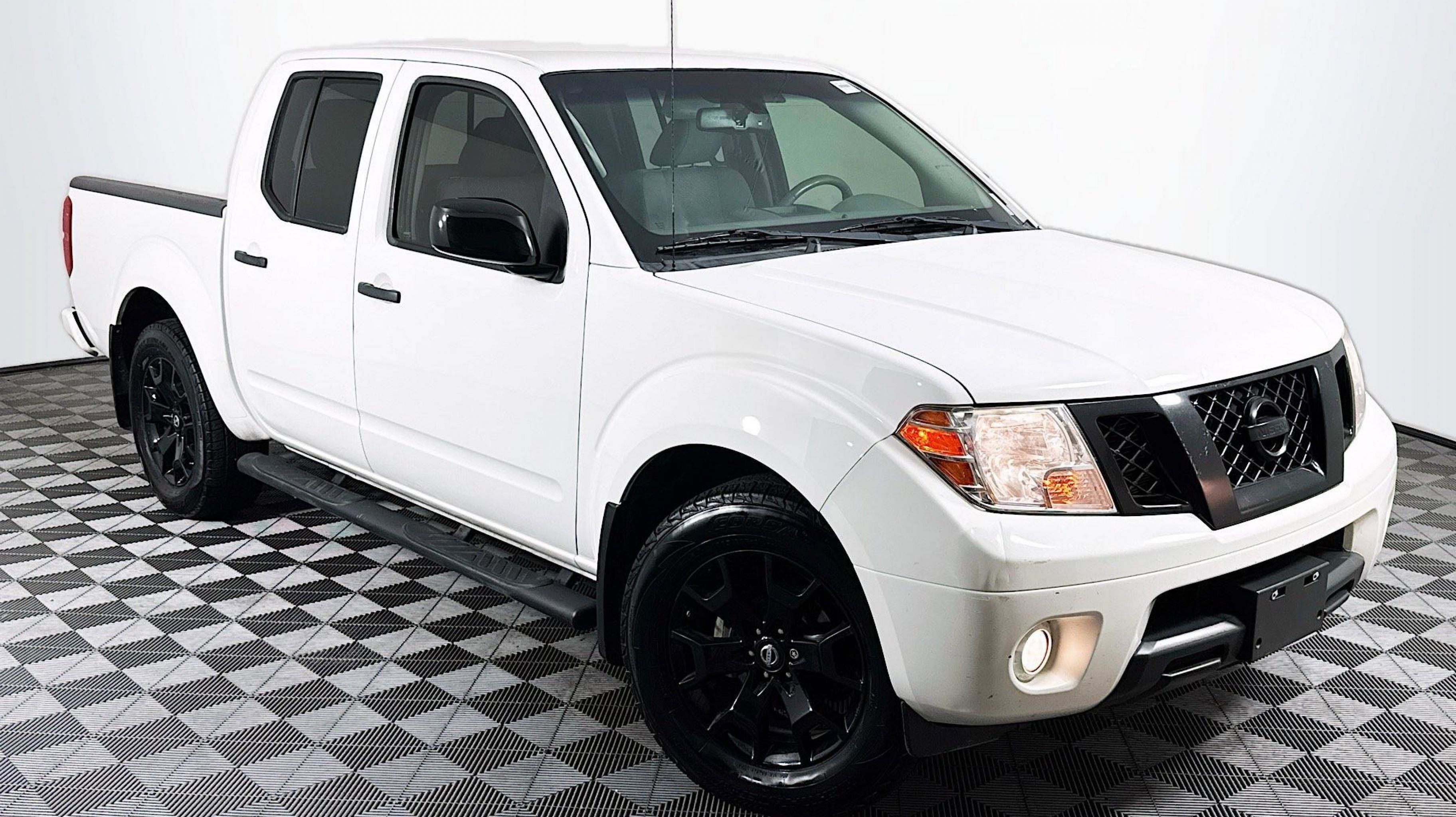 2020 Nissan Frontier SV