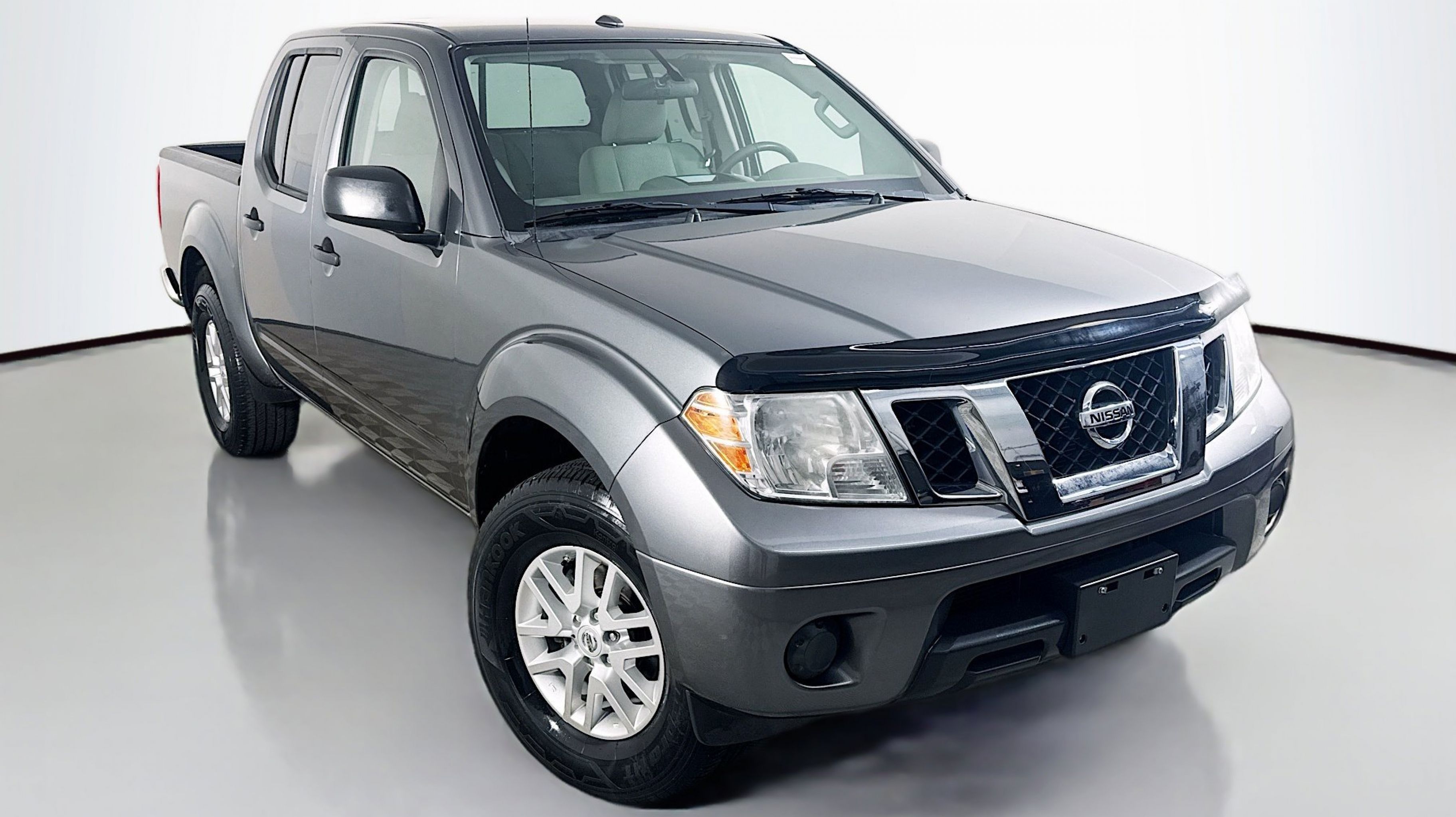 2017 Nissan Frontier 4.0 SV Crew Cab 4X4 AT SWB's photo
