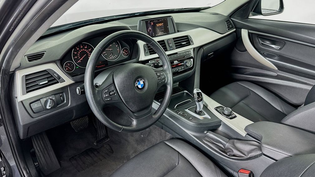 2017 BMW 3 Series 320i xDrive #16