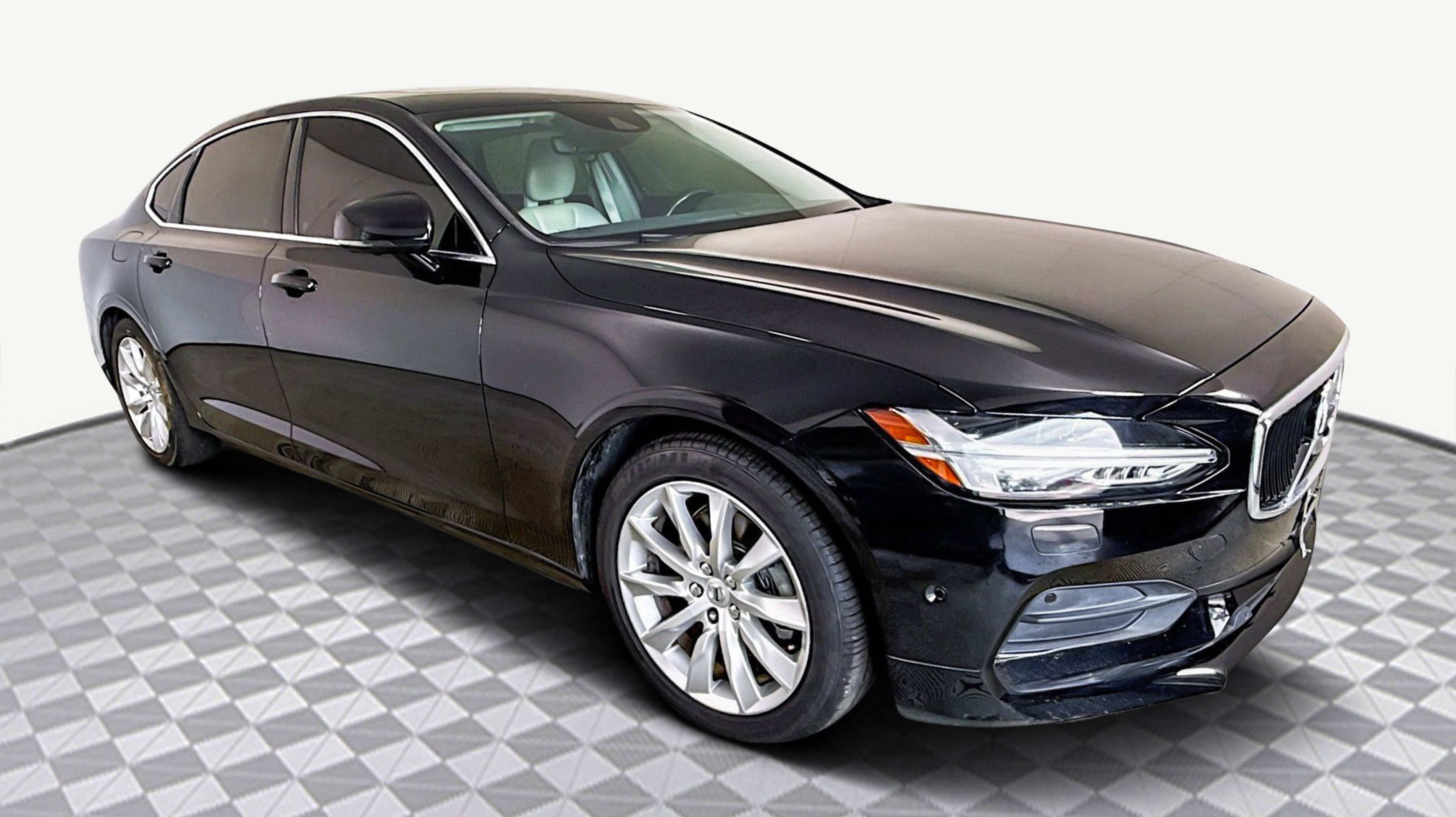 2018 Volvo S90
