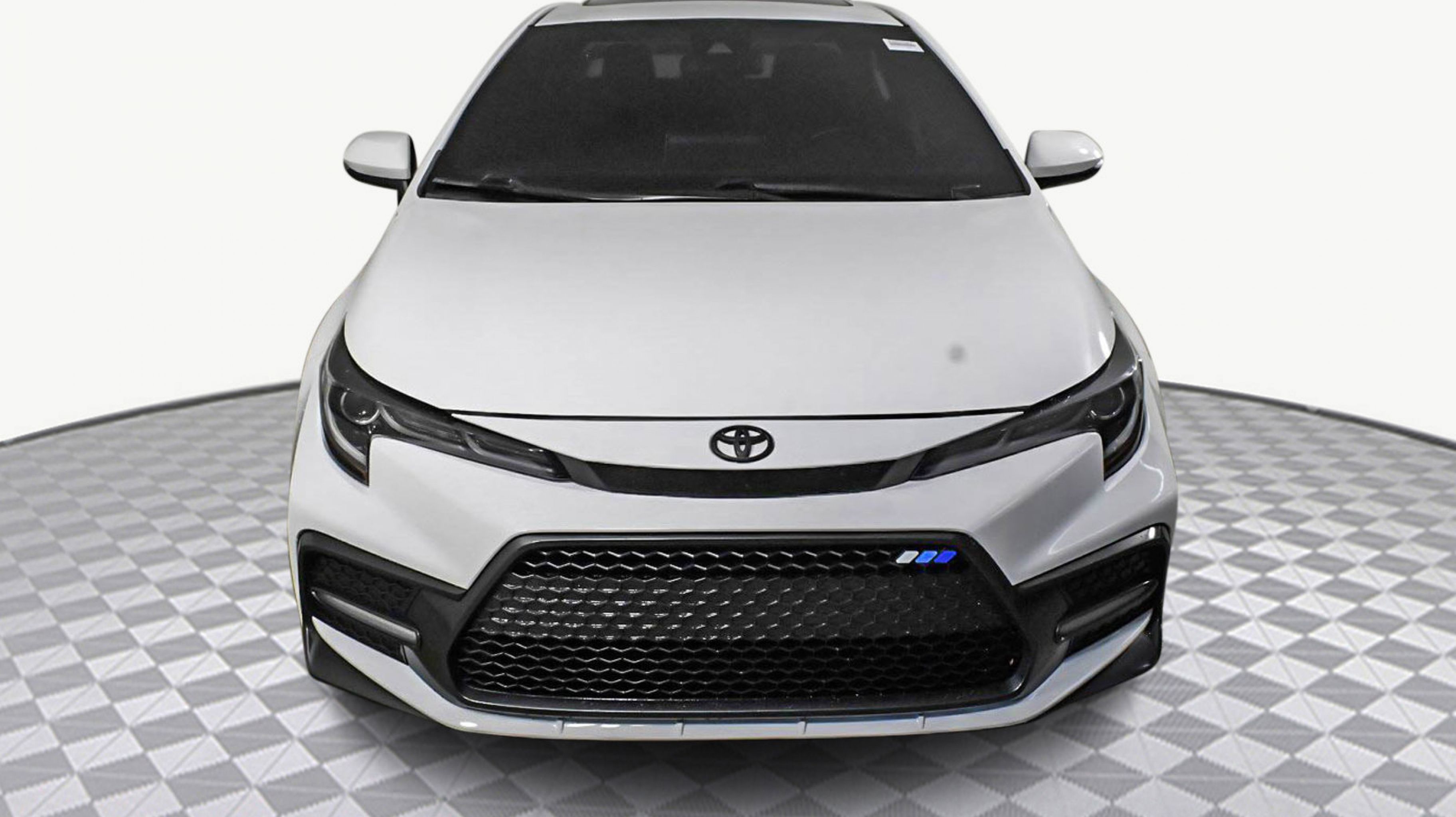 2020 Toyota Corolla XSE photo 2