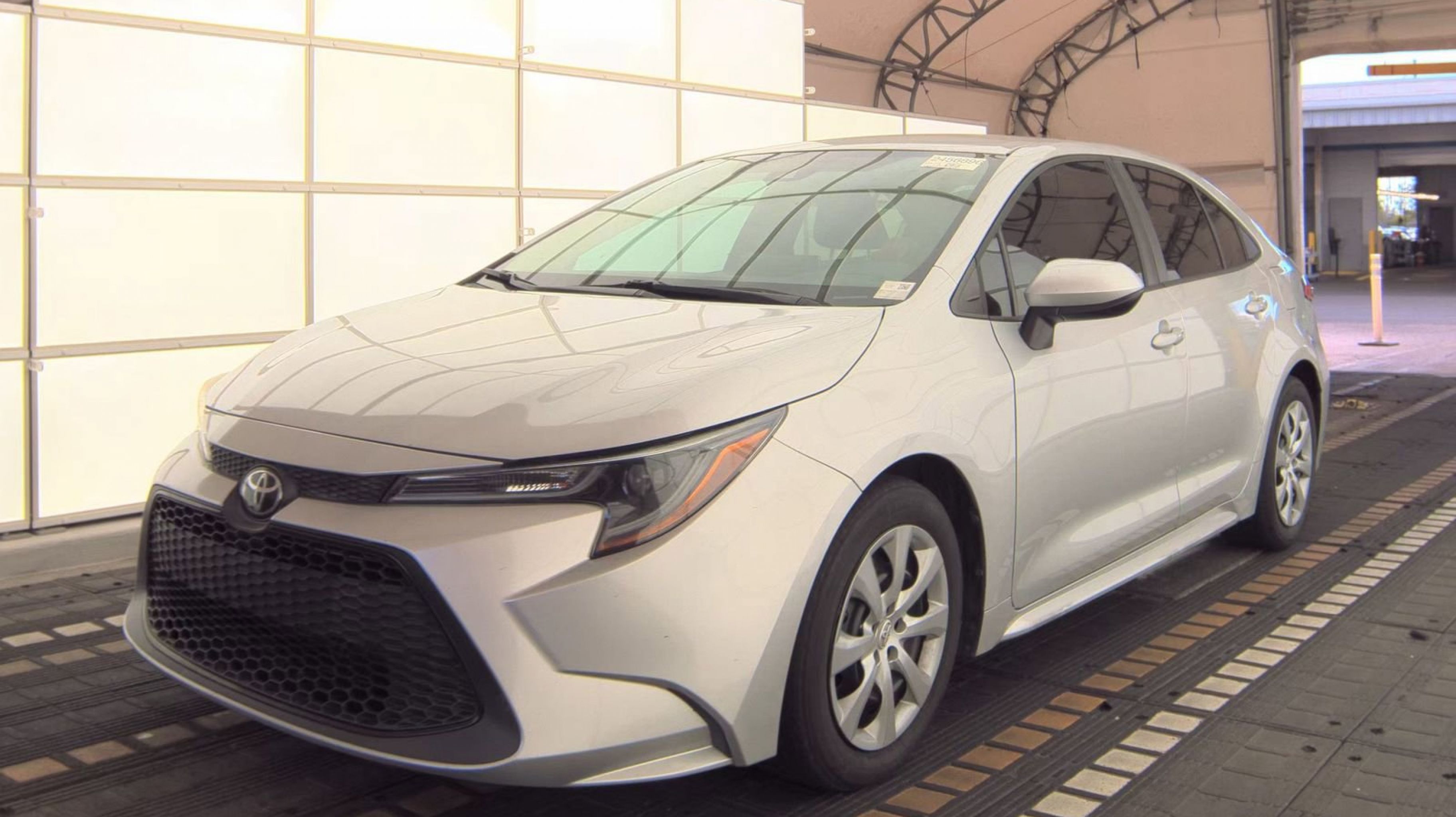 2021 Toyota Corolla LE CVT's photo