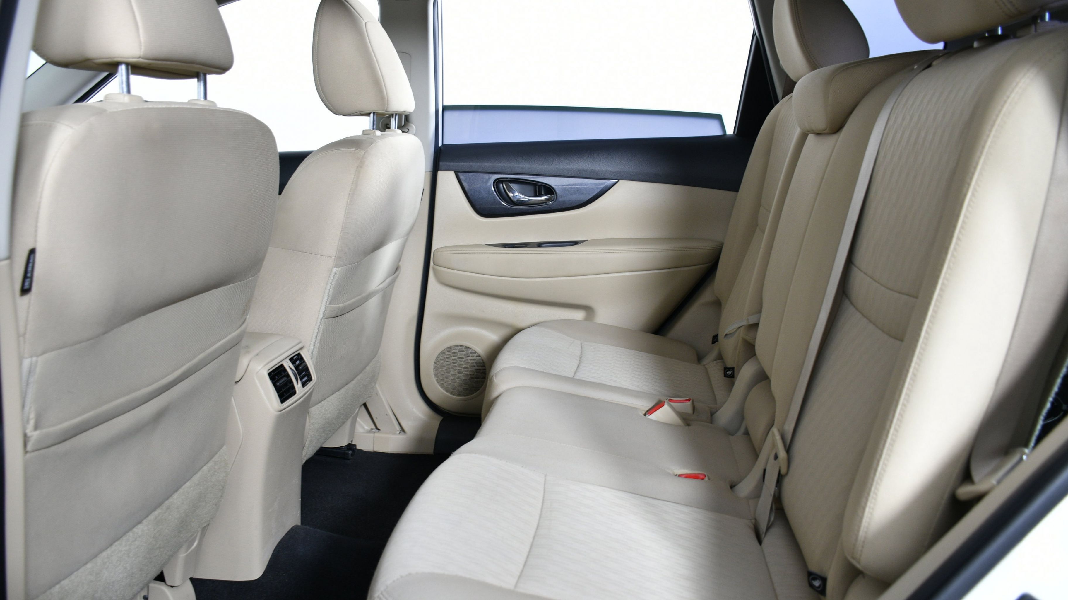 2017 Nissan Rogue S photo 17