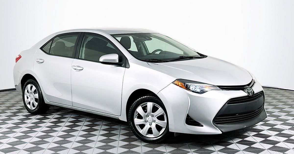 Used 2019 Toyota Corolla LE for sale at HGreg